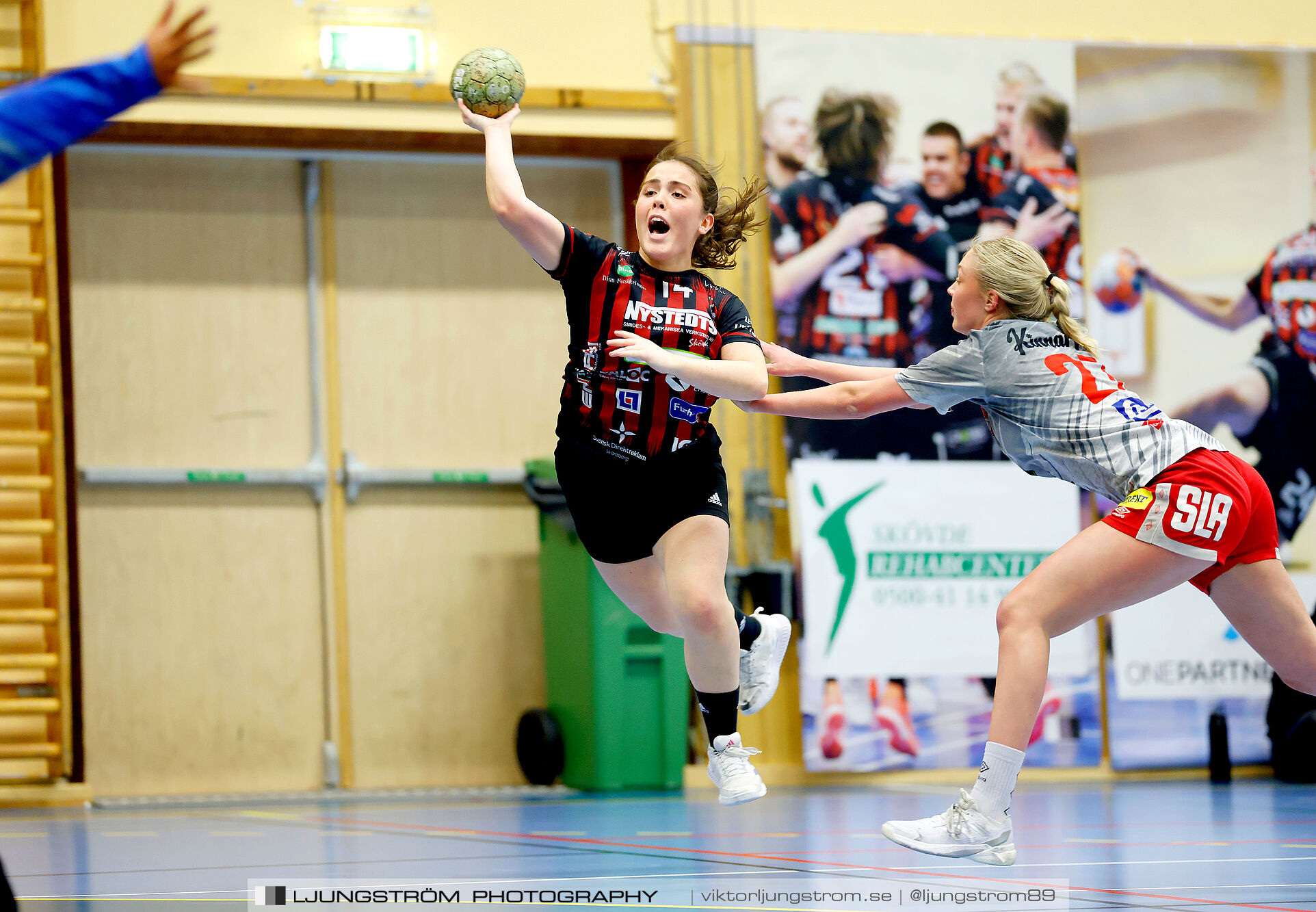 HK Country-HK Somby Skövde 27-38,dam,Arena Skövde,Skövde,Sverige,Handboll,,2024,355501