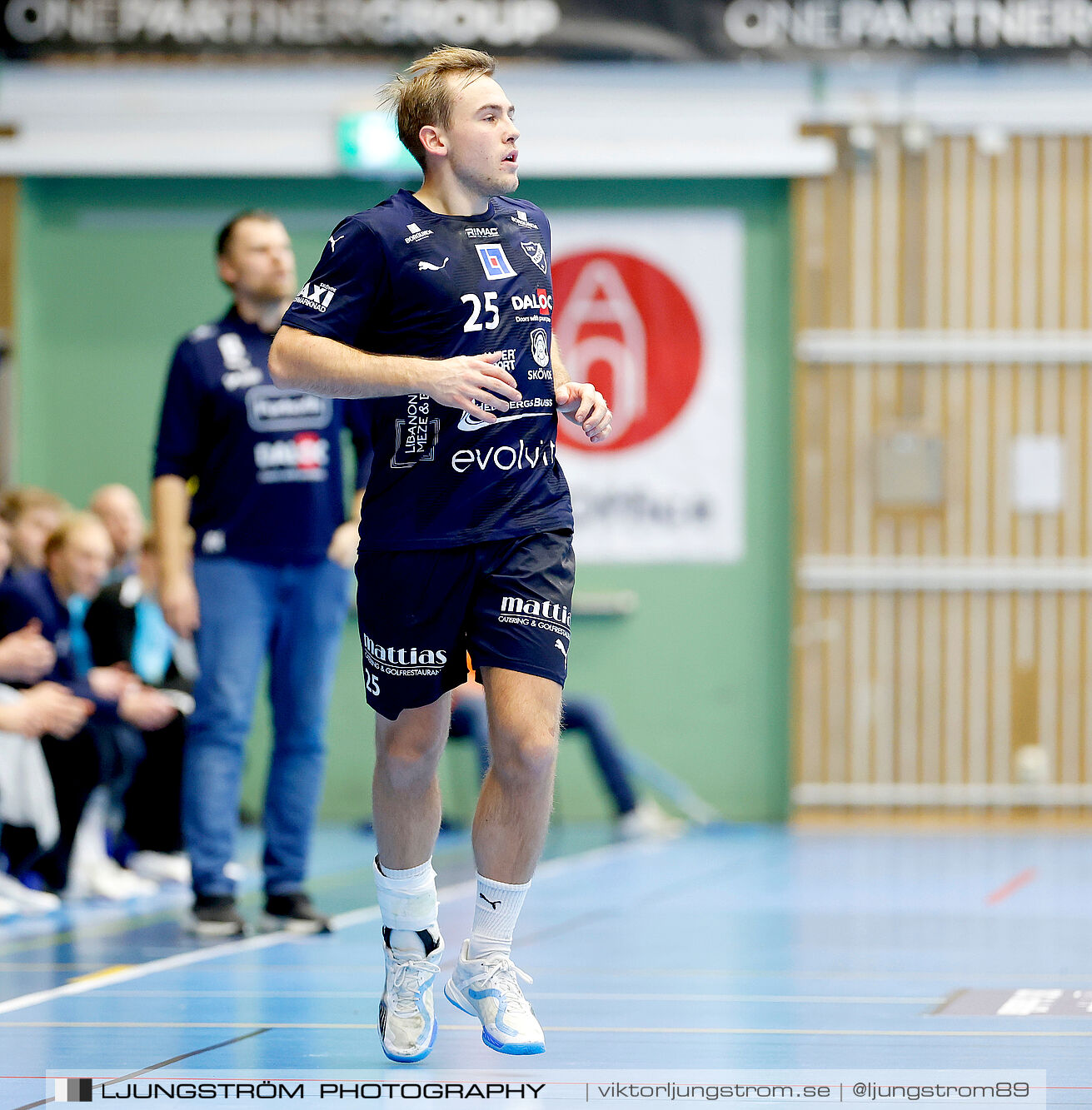 IFK Skövde HK-Eskilstuna Guif IF 34-23,herr,Arena Skövde,Skövde,Sverige,Handboll,,2024,355604