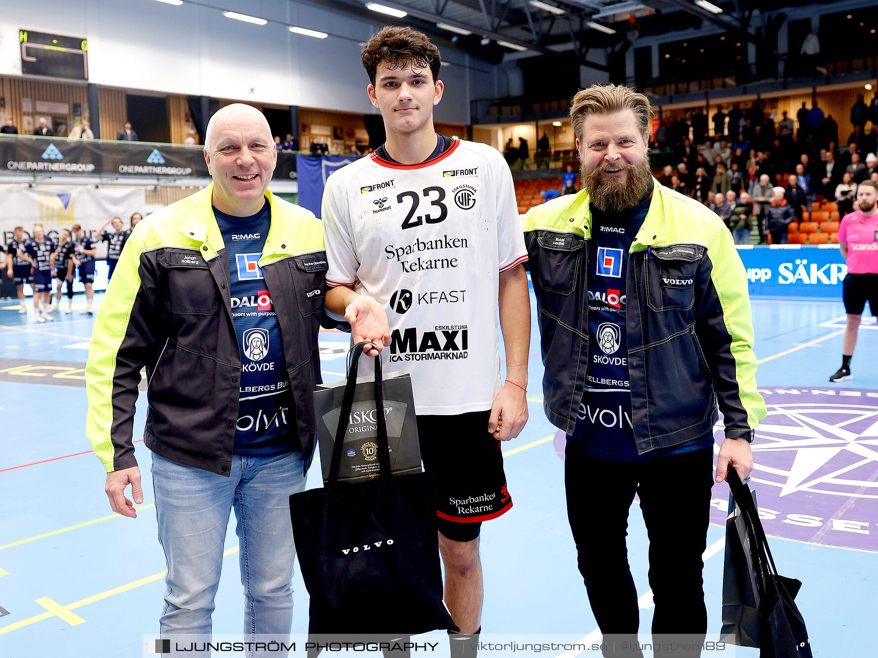 IFK Skövde HK-Eskilstuna Guif IF 34-23,herr,Arena Skövde,Skövde,Sverige,Handboll,,2024,355734