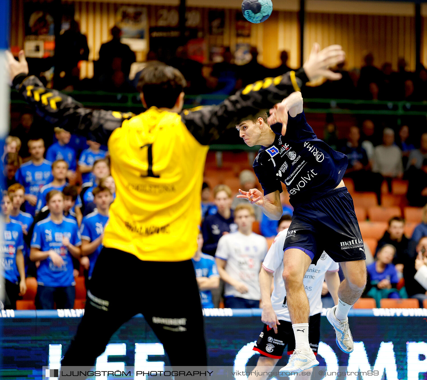 IFK Skövde HK-Eskilstuna Guif IF 34-23,herr,Arena Skövde,Skövde,Sverige,Handboll,,2024,356177