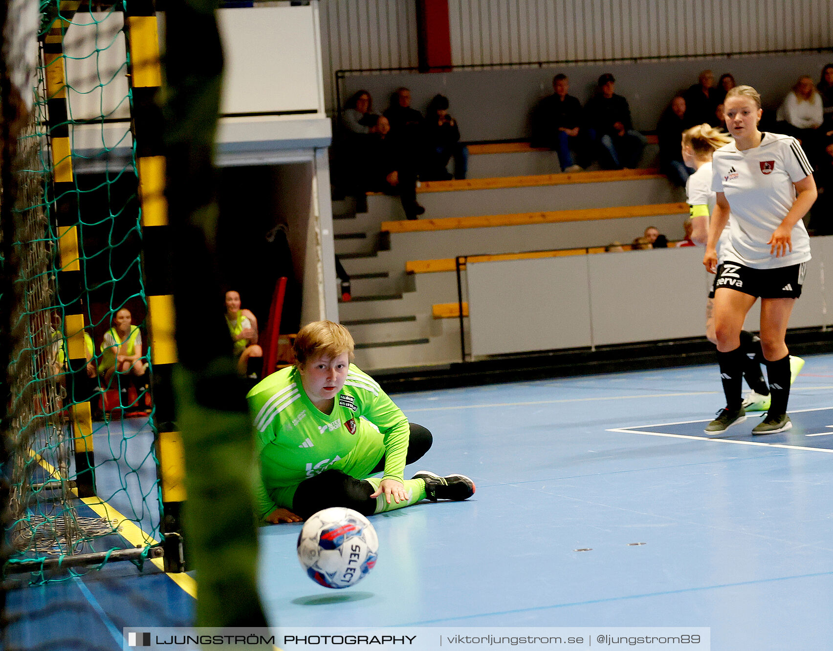 Dina-cupen 2025 1 2-final Skövde KIK-Ulvåkers IF 3-1,dam,Idrottshallen,Töreboda,Sverige,Futsal,,2025,358007