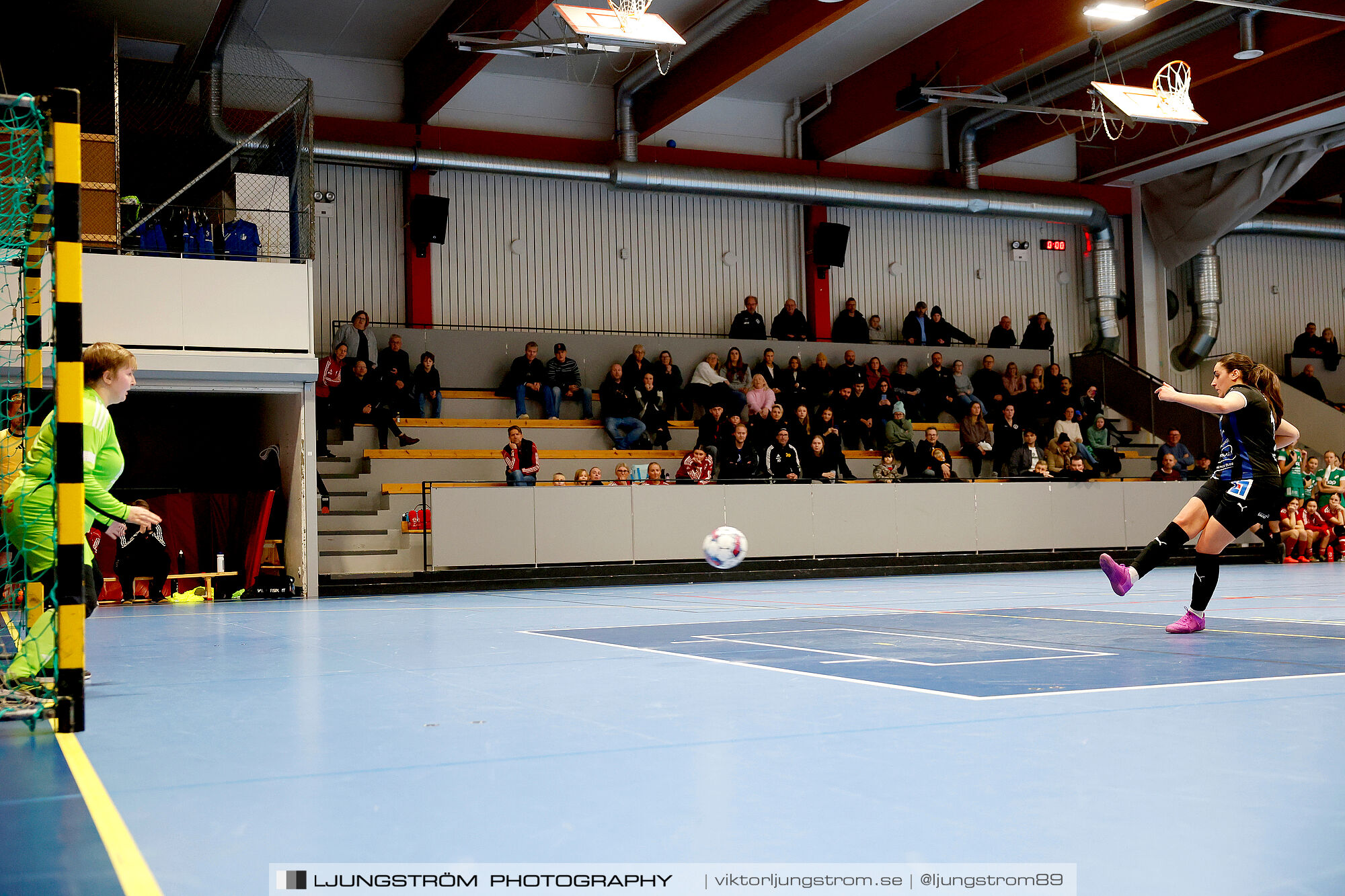 Dina-cupen 2025 1 2-final Skövde KIK-Ulvåkers IF 3-1,dam,Idrottshallen,Töreboda,Sverige,Futsal,,2025,358018