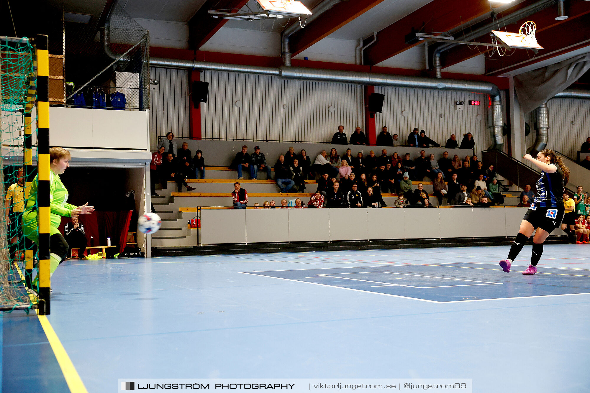Dina-cupen 2025 1 2-final Skövde KIK-Ulvåkers IF 3-1,dam,Idrottshallen,Töreboda,Sverige,Futsal,,2025,358019