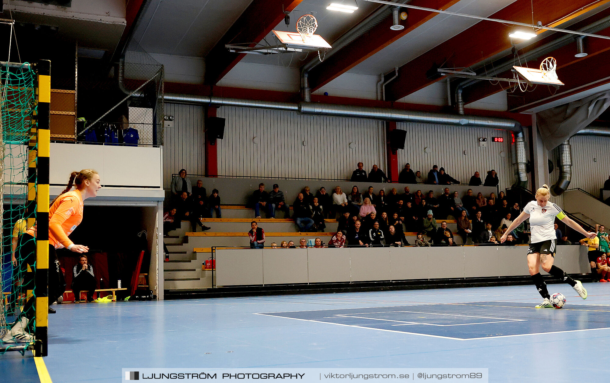 Dina-cupen 2025 1 2-final Skövde KIK-Ulvåkers IF 3-1,dam,Idrottshallen,Töreboda,Sverige,Futsal,,2025,358021