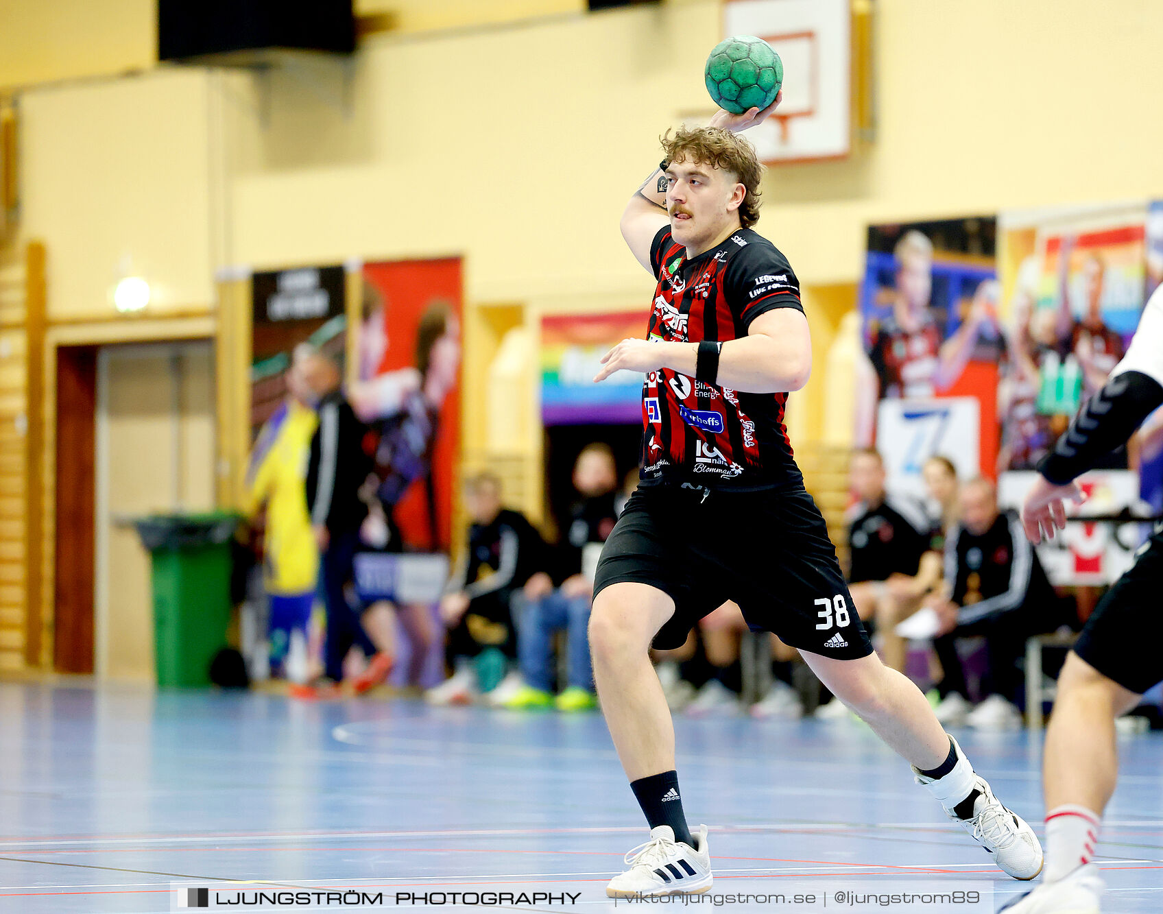 HK Country-HK Guldkroken 25-25,herr,Arena Skövde,Skövde,Sverige,Handboll,,2025,359344