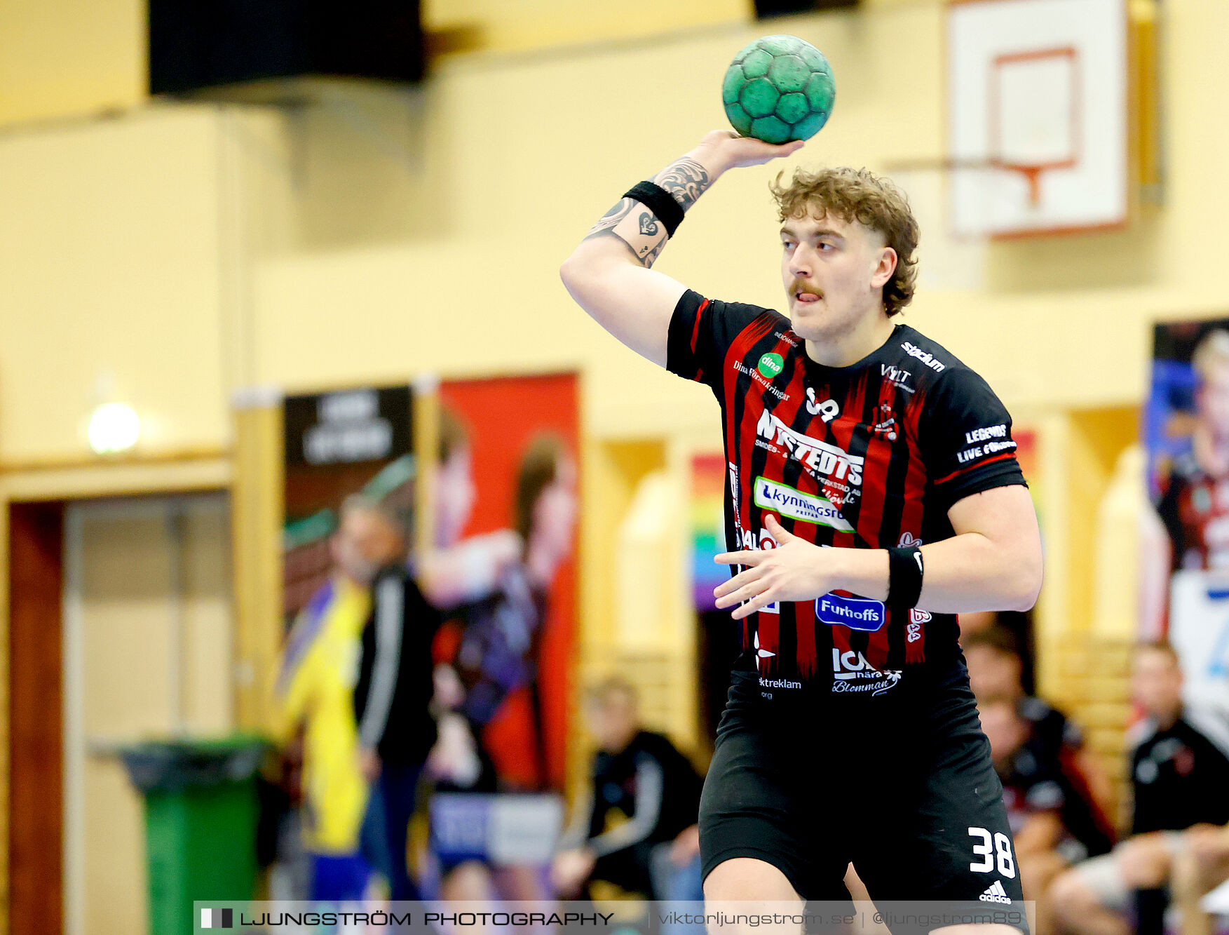 HK Country-HK Guldkroken 25-25,herr,Arena Skövde,Skövde,Sverige,Handboll,,2025,359345