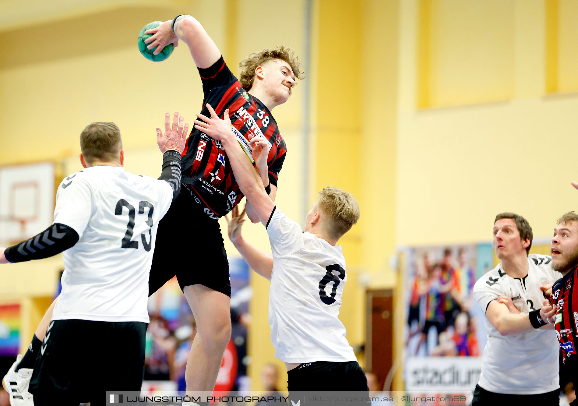 HK Country-HK Guldkroken 25-25,herr,Arena Skövde,Skövde,Sverige,Handboll,,2025,359361