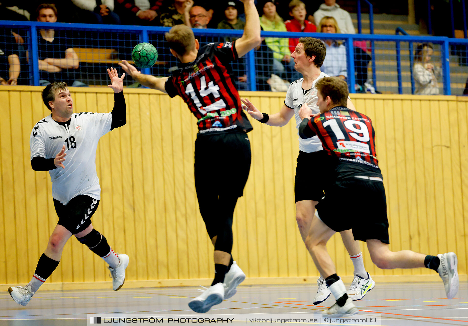 HK Country-HK Guldkroken 25-25,herr,Arena Skövde,Skövde,Sverige,Handboll,,2025,359447