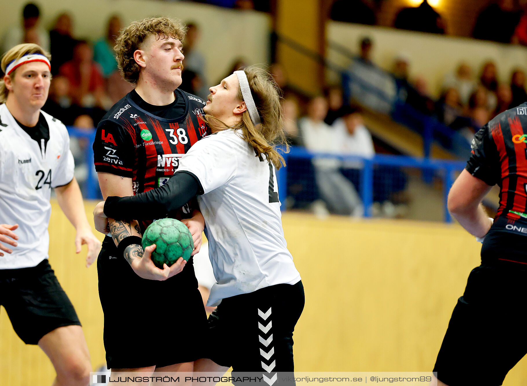 HK Country-HK Guldkroken 25-25,herr,Arena Skövde,Skövde,Sverige,Handboll,,2025,359456