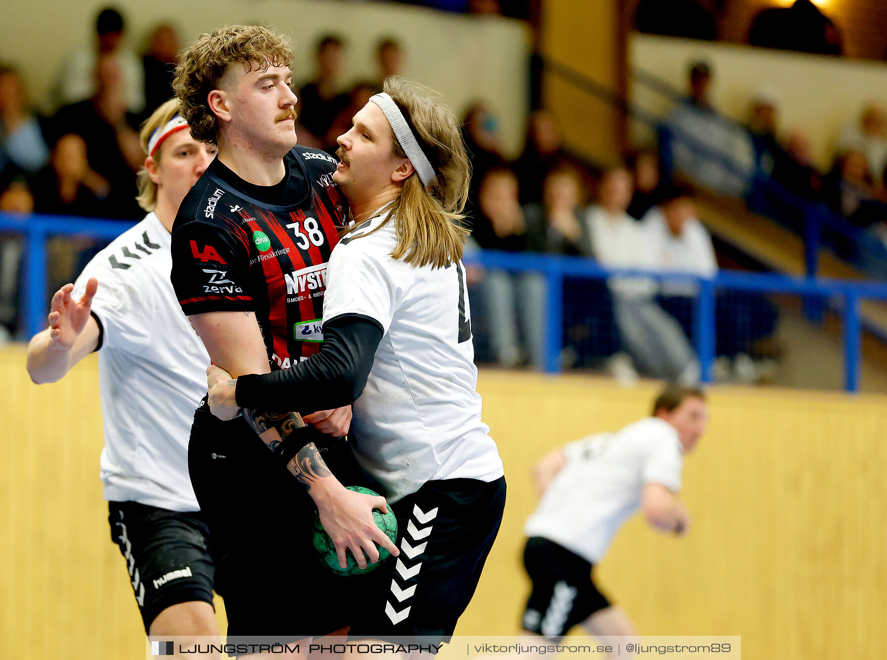 HK Country-HK Guldkroken 25-25,herr,Arena Skövde,Skövde,Sverige,Handboll,,2025,359457