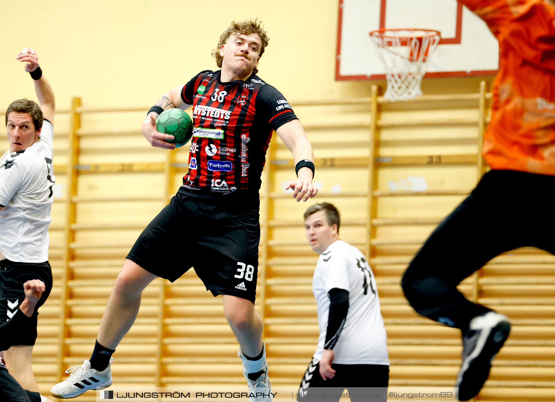 HK Country-HK Guldkroken 25-25,herr,Arena Skövde,Skövde,Sverige,Handboll,,2025,359535