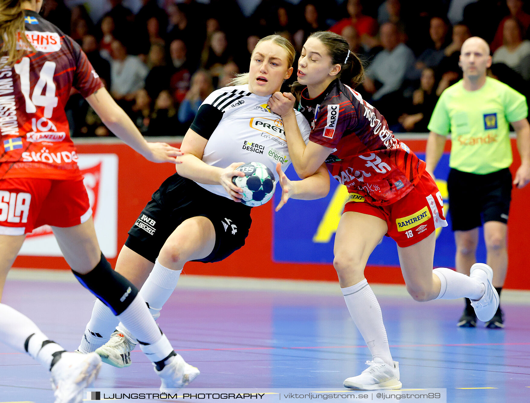 Skövde HF-Kungälvs HK 25-26,dam,Skövde Idrottshall,Skövde,Sverige,Handboll,,2025,362054