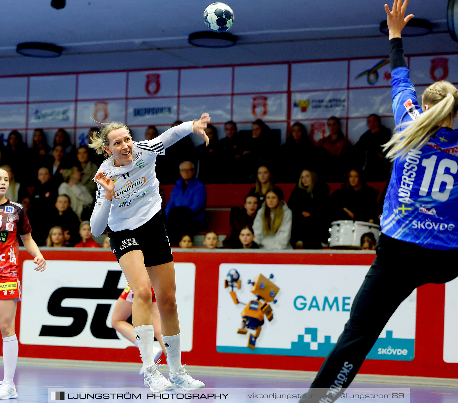 Skövde HF-Kungälvs HK 25-26,dam,Skövde Idrottshall,Skövde,Sverige,Handboll,,2025,362137