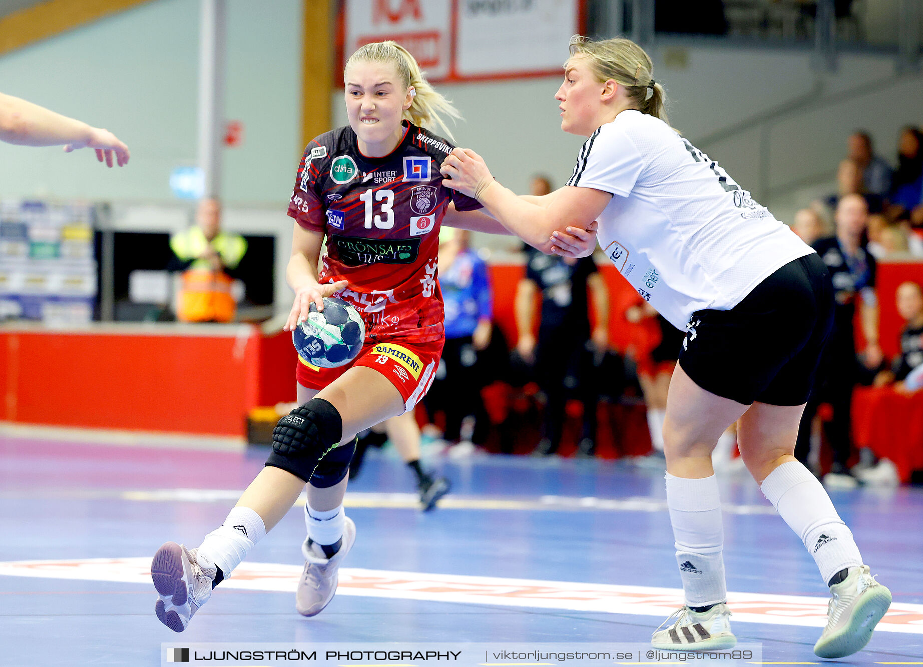 Skövde HF-Kungälvs HK 25-26,dam,Skövde Idrottshall,Skövde,Sverige,Handboll,,2025,362200