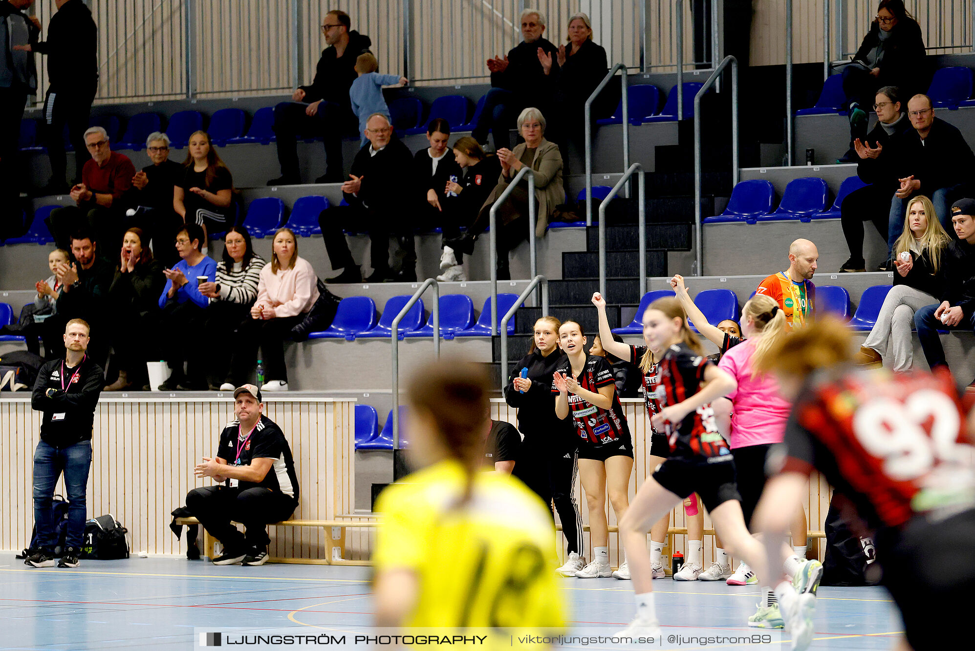 USM F14 Steg 3 HK Country Svart-Eslövs IK 23-19,dam,Kavelbro Arena Skövde,Skövde,Sverige,Ungdoms-SM,Handboll,2025,362301