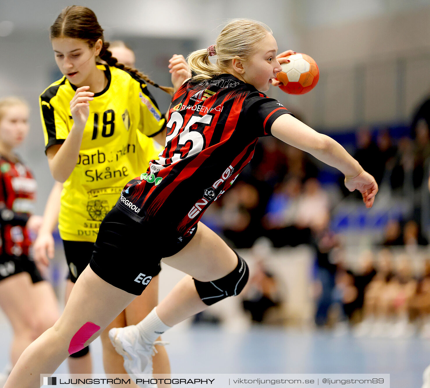 USM F14 Steg 3 HK Country Svart-Eslövs IK 23-19,dam,Kavelbro Arena Skövde,Skövde,Sverige,Ungdoms-SM,Handboll,2025,362316