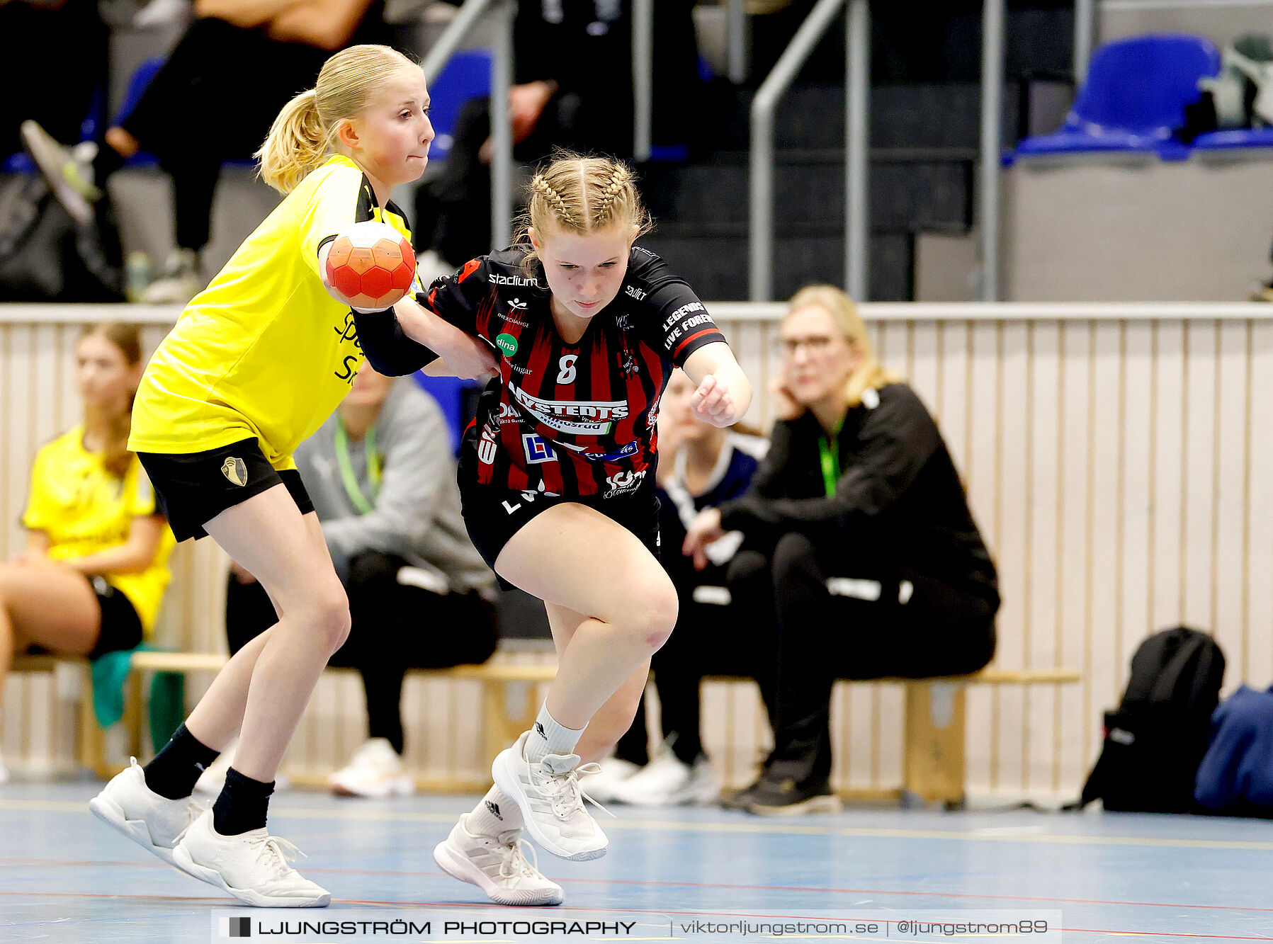USM F14 Steg 3 HK Country Svart-Eslövs IK 23-19,dam,Kavelbro Arena Skövde,Skövde,Sverige,Ungdoms-SM,Handboll,2025,362358