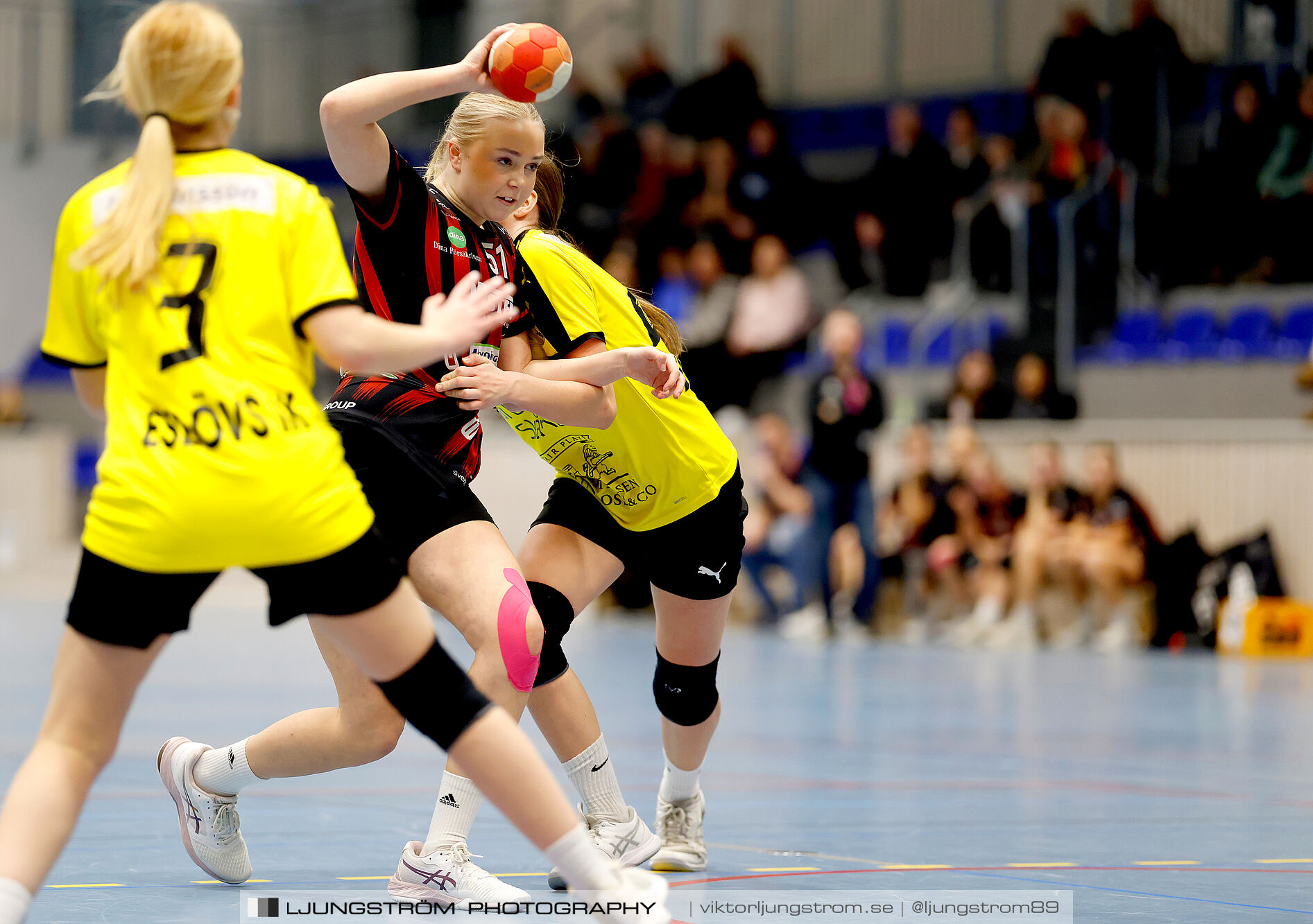 USM F14 Steg 3 HK Country Svart-Eslövs IK 23-19,dam,Kavelbro Arena Skövde,Skövde,Sverige,Ungdoms-SM,Handboll,2025,362370