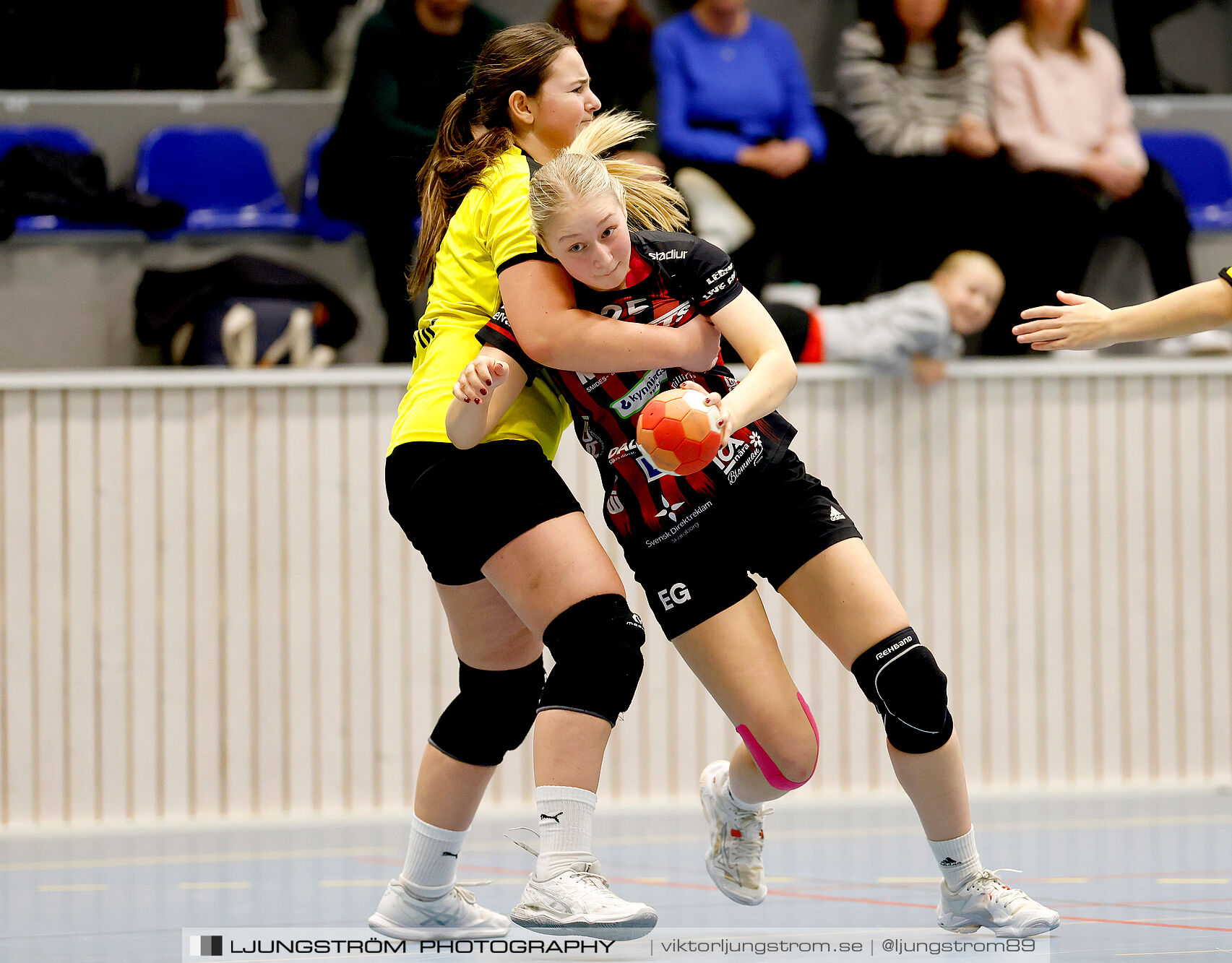 USM F14 Steg 3 HK Country Svart-Eslövs IK 23-19,dam,Kavelbro Arena Skövde,Skövde,Sverige,Ungdoms-SM,Handboll,2025,362473