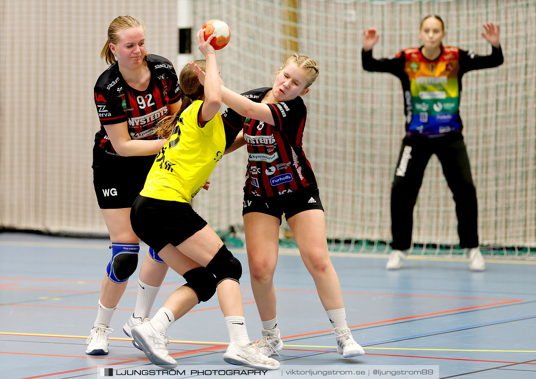 USM F14 Steg 3 HK Country Svart-Eslövs IK 23-19,dam,Kavelbro Arena Skövde,Skövde,Sverige,Ungdoms-SM,Handboll,2025,362487