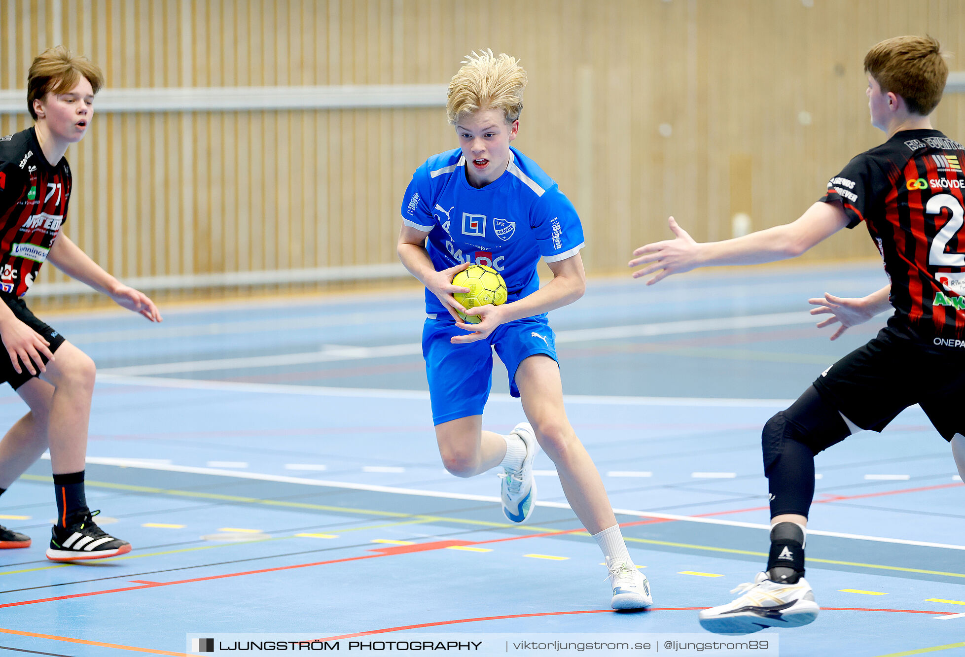 HK Country Svart P14-IFK Skövde HK Blåvit P14 25-32,herr,Arena Skövde,Skövde,Sverige,Handboll,,2025,362725