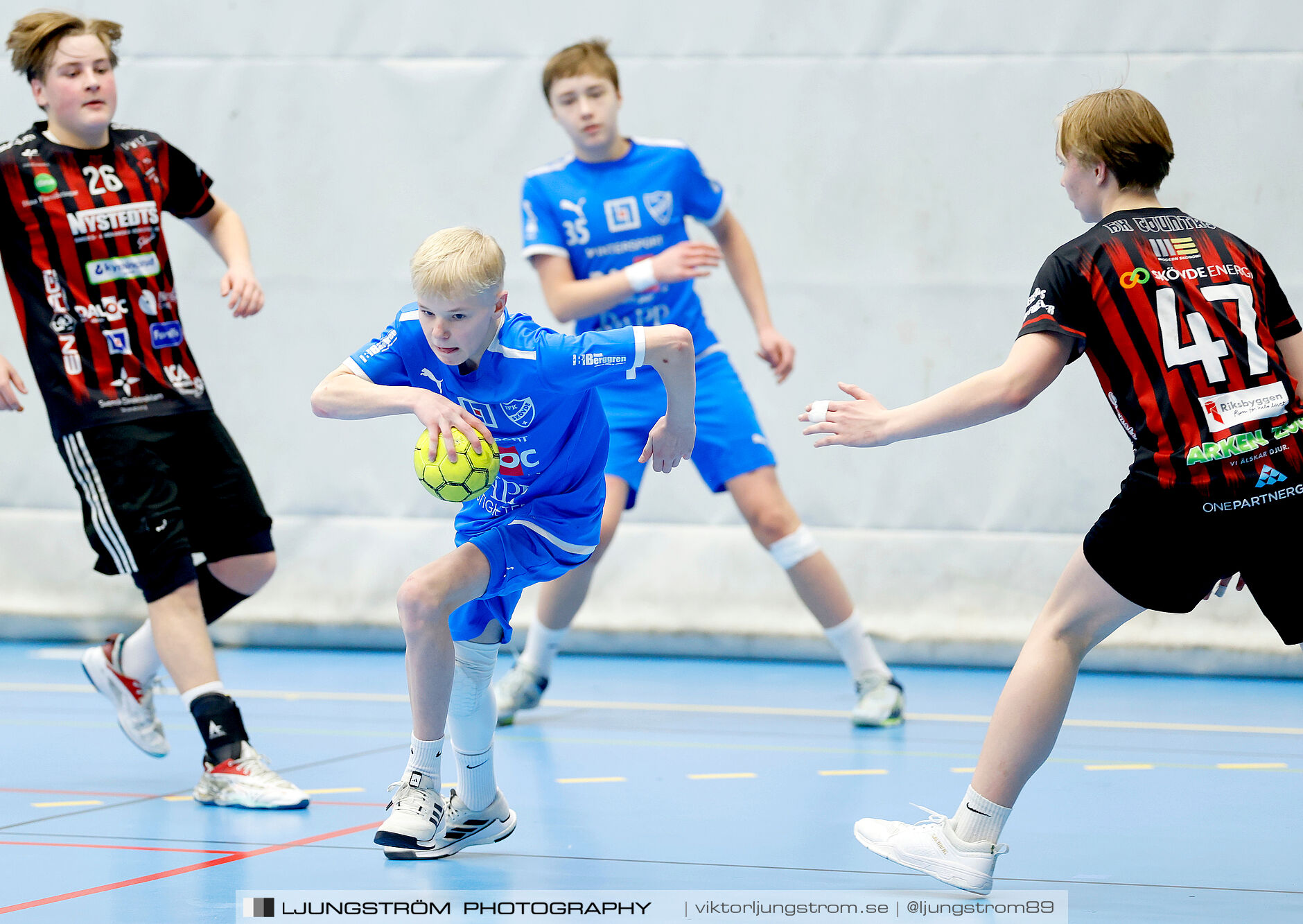 HK Country Svart P14-IFK Skövde HK Blåvit P14 25-32,herr,Arena Skövde,Skövde,Sverige,Handboll,,2025,362731