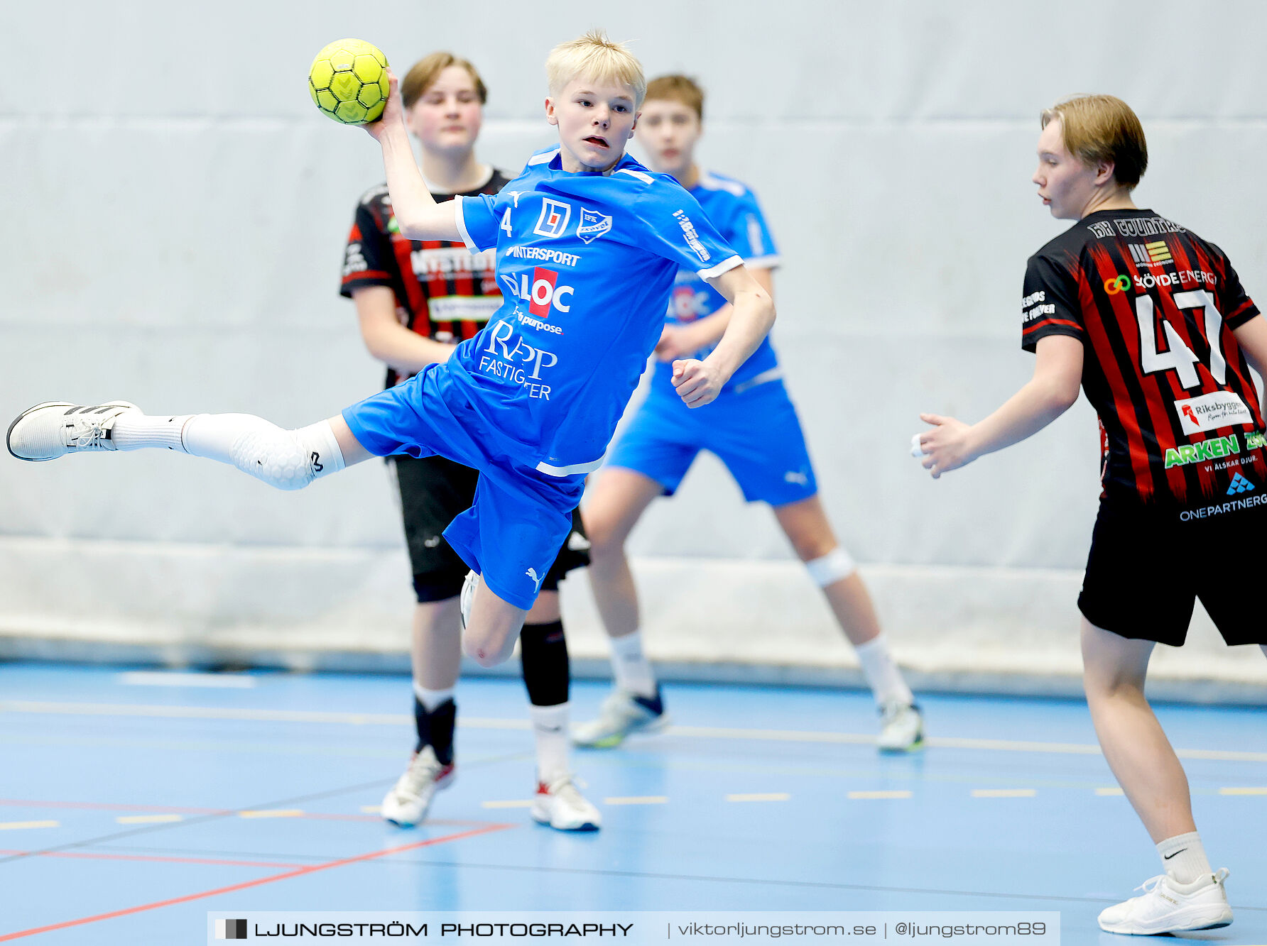 HK Country Svart P14-IFK Skövde HK Blåvit P14 25-32,herr,Arena Skövde,Skövde,Sverige,Handboll,,2025,362736