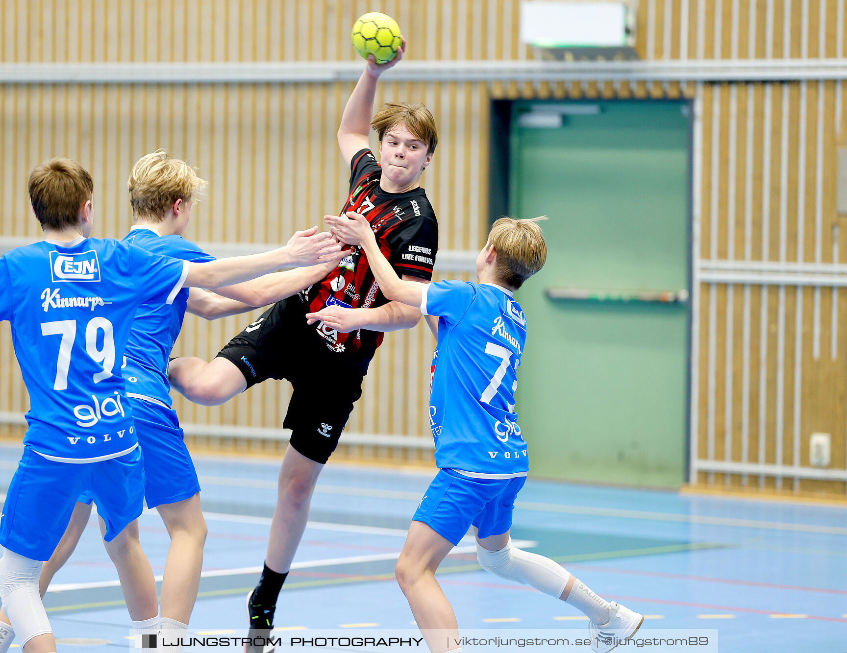 HK Country Svart P14-IFK Skövde HK Blåvit P14 25-32,herr,Arena Skövde,Skövde,Sverige,Handboll,,2025,362792