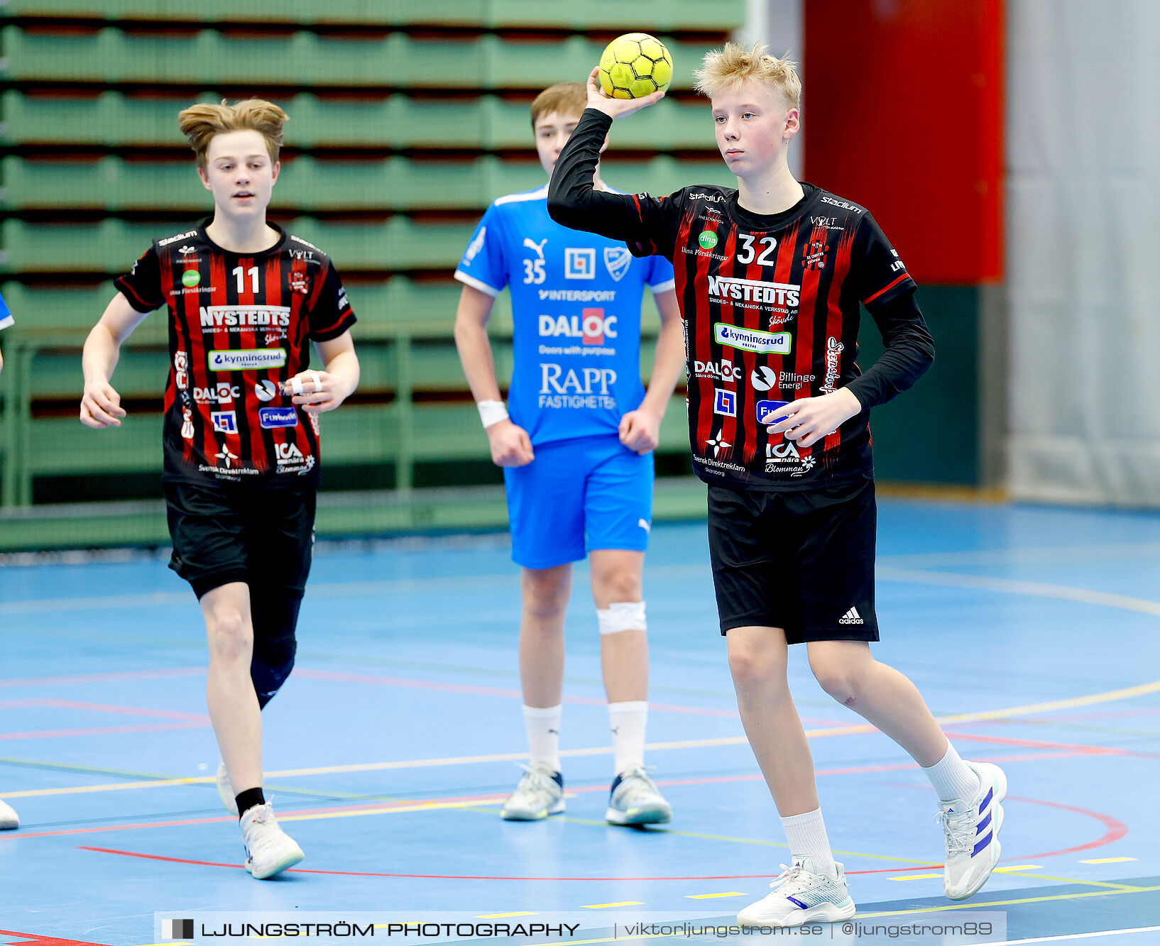 HK Country Svart P14-IFK Skövde HK Blåvit P14 25-32,herr,Arena Skövde,Skövde,Sverige,Handboll,,2025,362821
