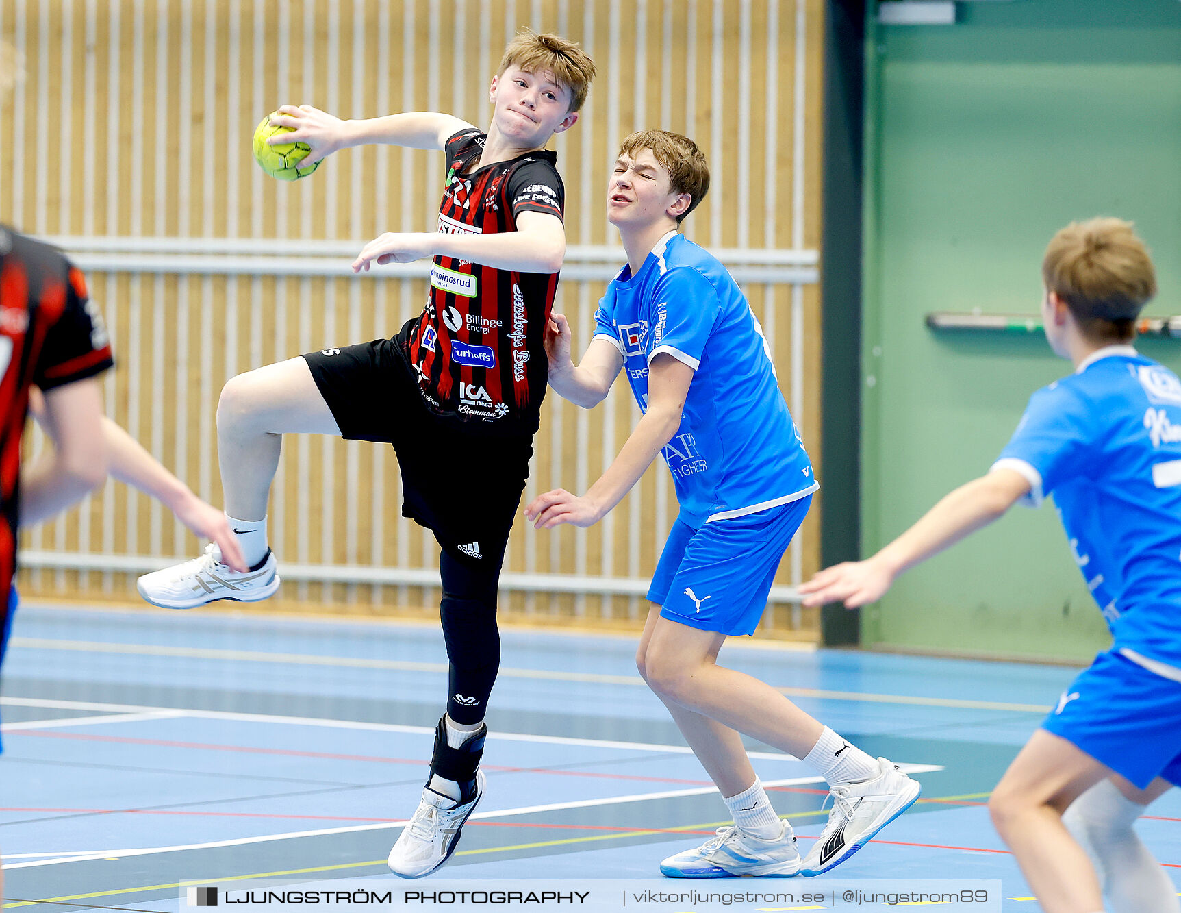 HK Country Svart P14-IFK Skövde HK Blåvit P14 25-32,herr,Arena Skövde,Skövde,Sverige,Handboll,,2025,362856