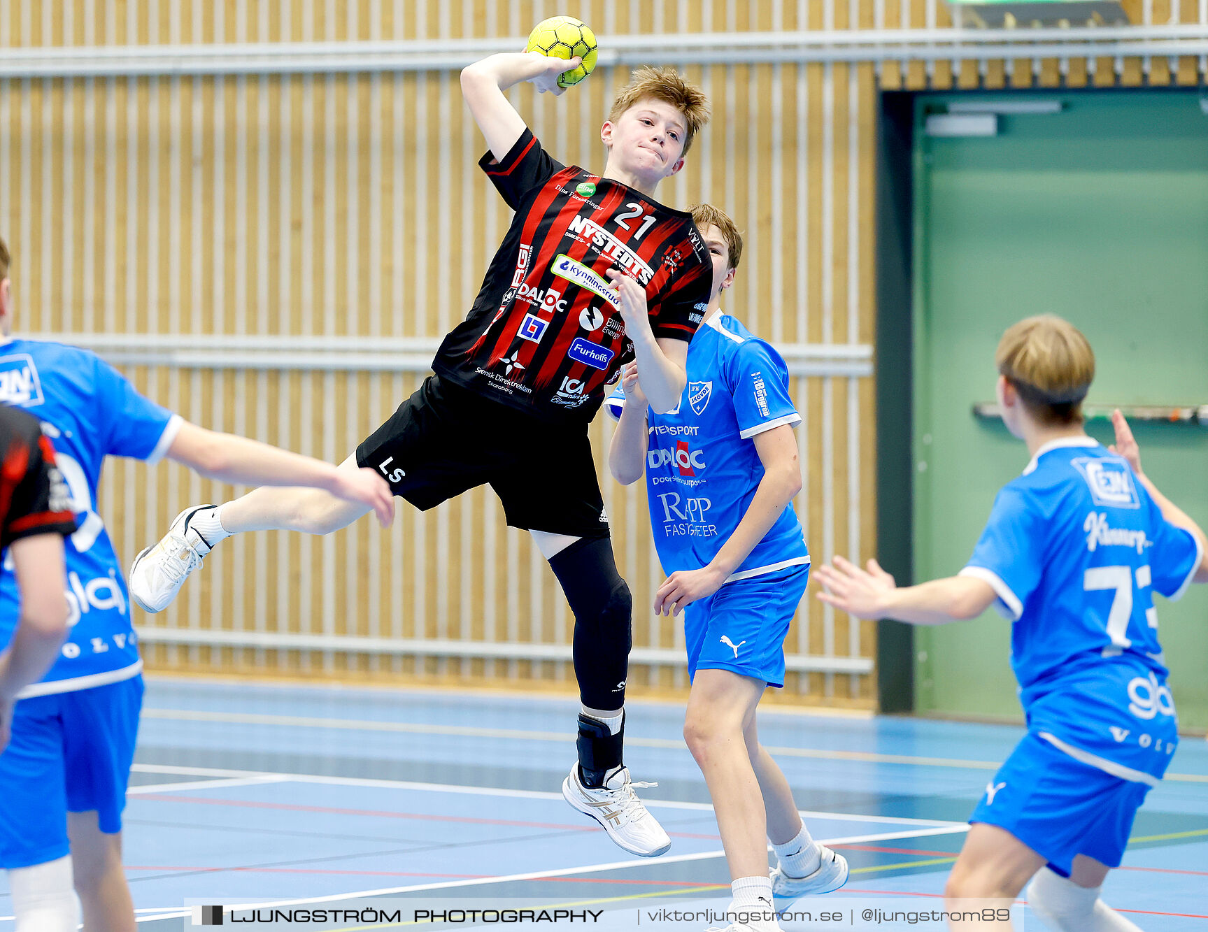 HK Country Svart P14-IFK Skövde HK Blåvit P14 25-32,herr,Arena Skövde,Skövde,Sverige,Handboll,,2025,362859