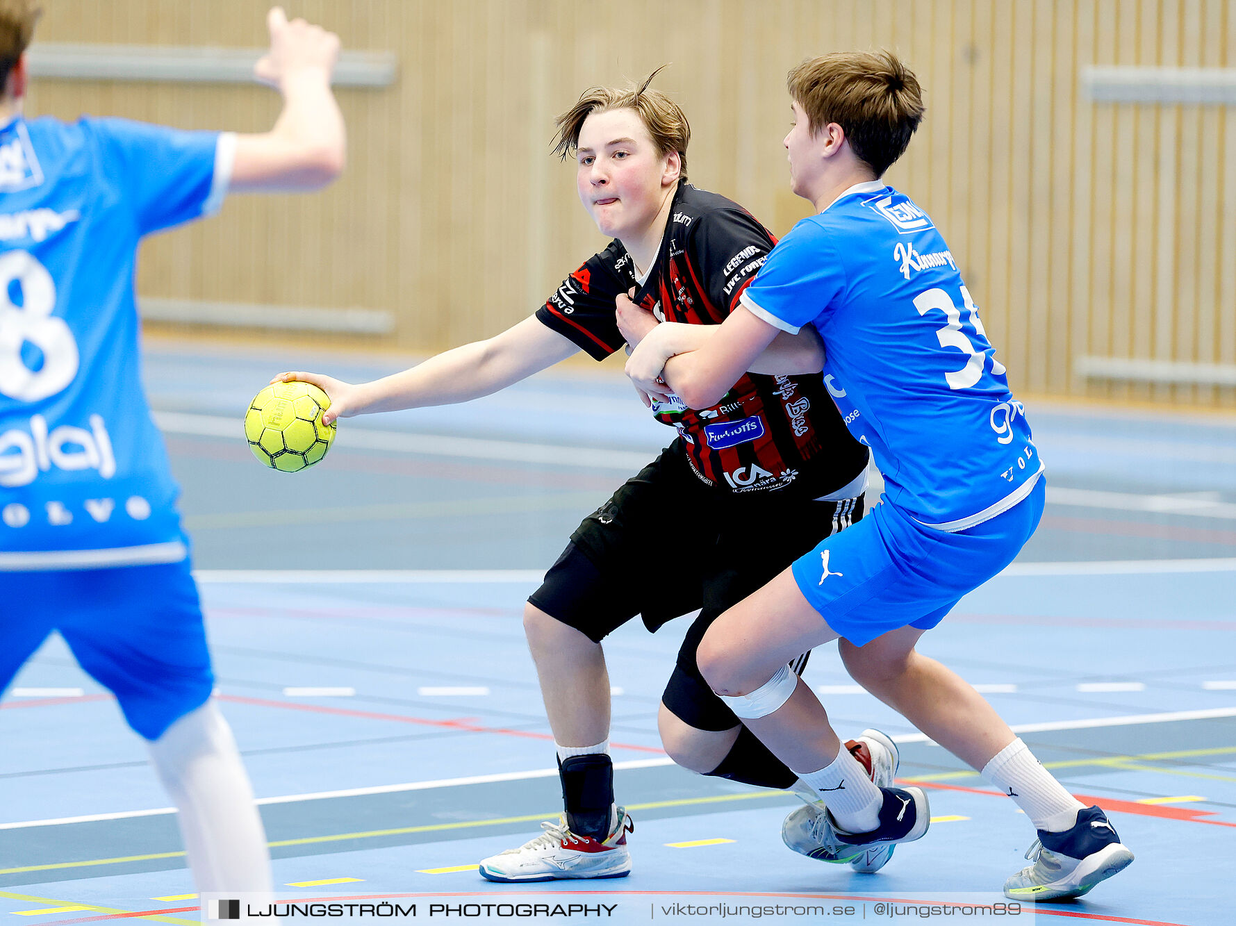 HK Country Svart P14-IFK Skövde HK Blåvit P14 25-32,herr,Arena Skövde,Skövde,Sverige,Handboll,,2025,362879