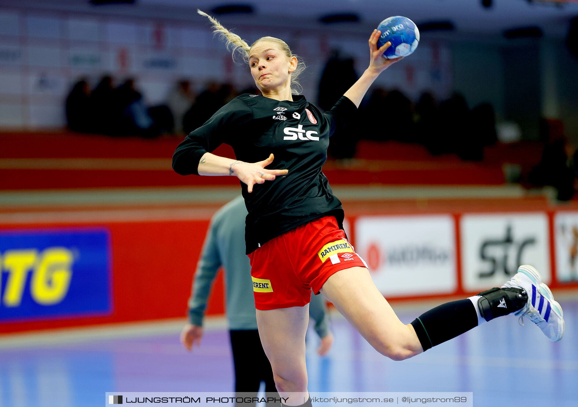 Skövde HF-IK Sävehof 26-26,dam,Skövde Idrottshall,Skövde,Sverige,Handboll,,2025,362937