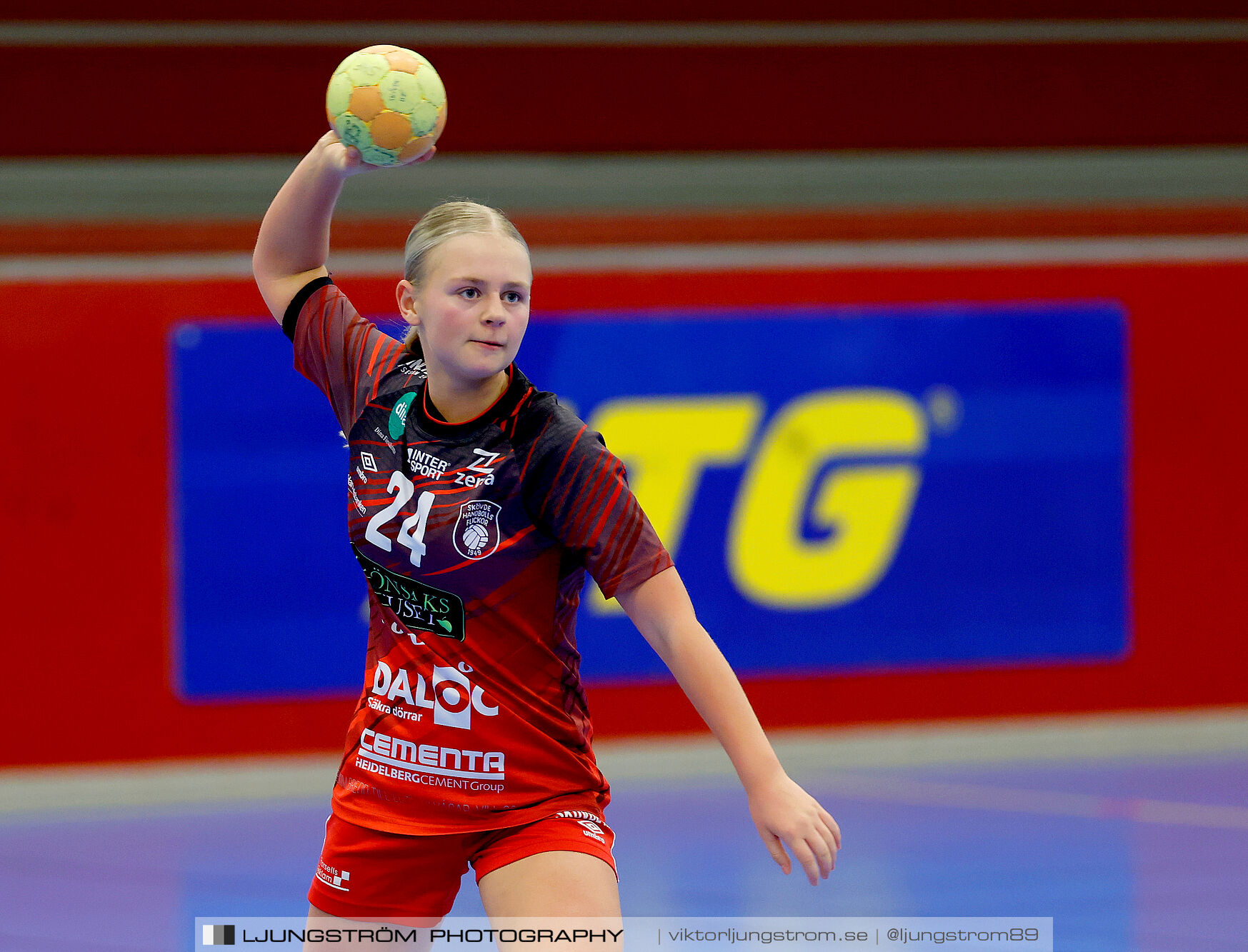 Skövde HF Vit F14-HK Country Svart F14 27-12,dam,Skövde Idrottshall,Skövde,Sverige,Handboll,,2025,363096