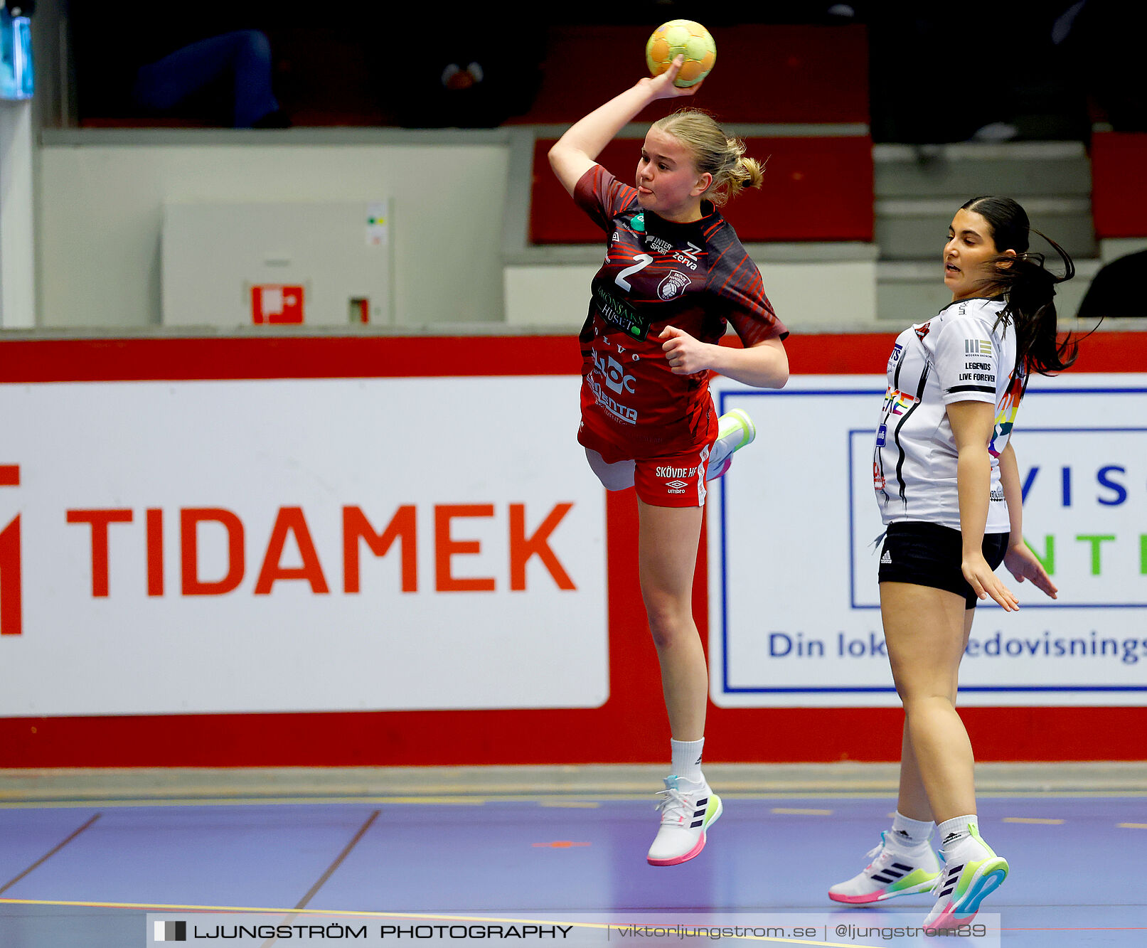 Skövde HF Vit F14-HK Country Svart F14 27-12,dam,Skövde Idrottshall,Skövde,Sverige,Handboll,,2025,363098