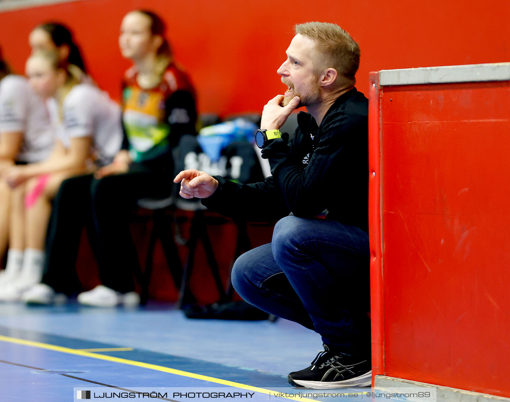 Skövde HF Vit F14-HK Country Svart F14 27-12,dam,Skövde Idrottshall,Skövde,Sverige,Handboll,,2025,363104