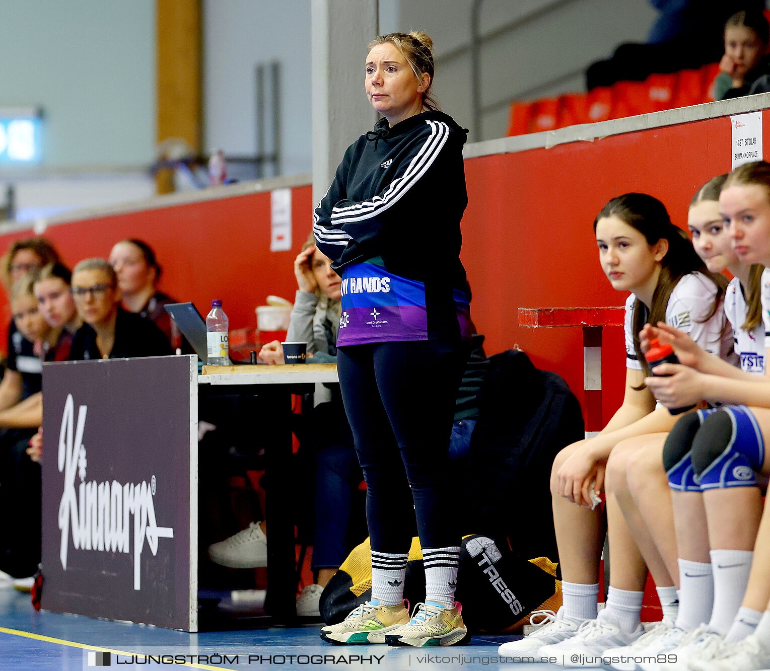 Skövde HF Vit F14-HK Country Svart F14 27-12,dam,Skövde Idrottshall,Skövde,Sverige,Handboll,,2025,363106