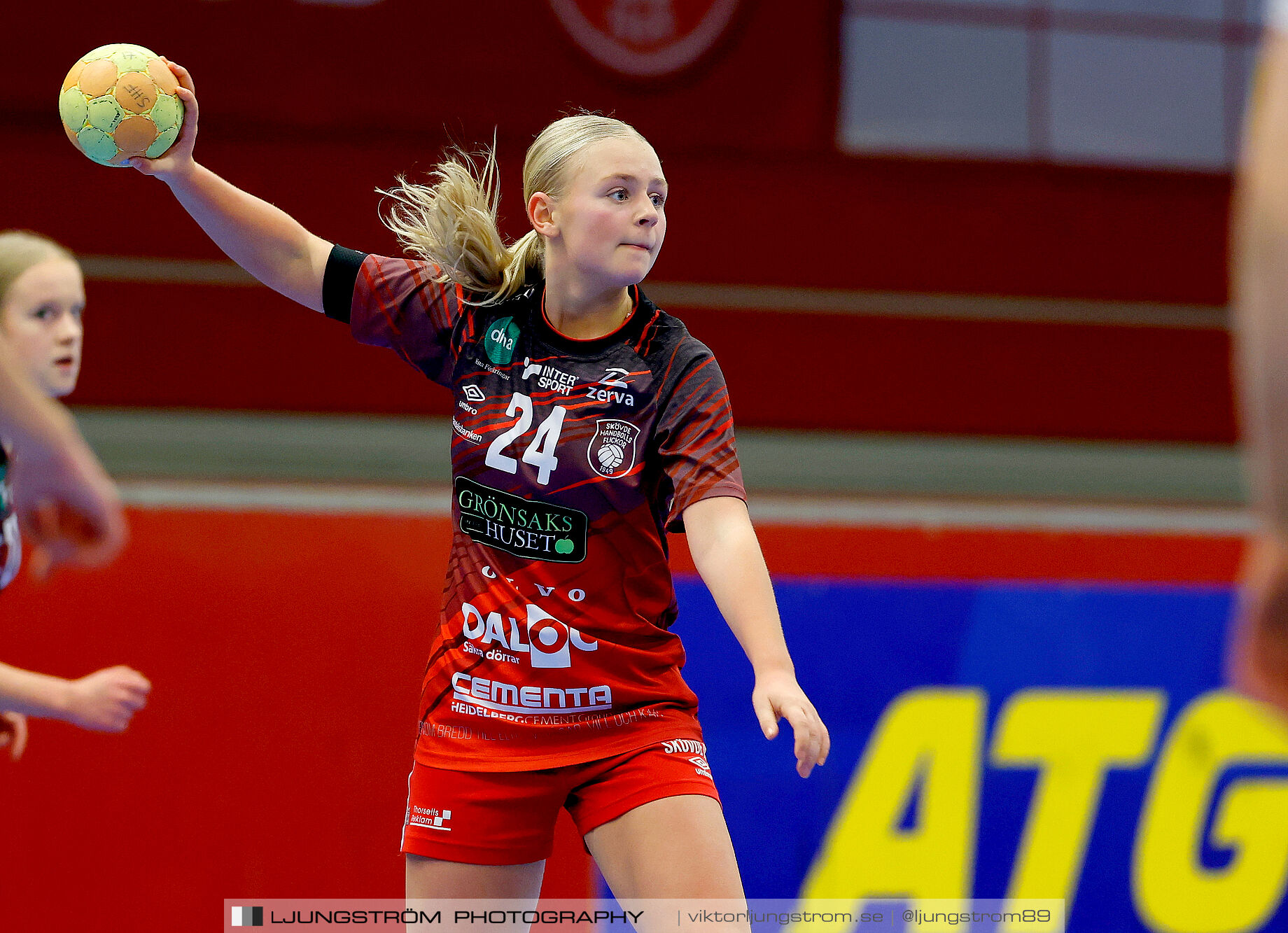 Skövde HF Vit F14-HK Country Svart F14 27-12,dam,Skövde Idrottshall,Skövde,Sverige,Handboll,,2025,363110