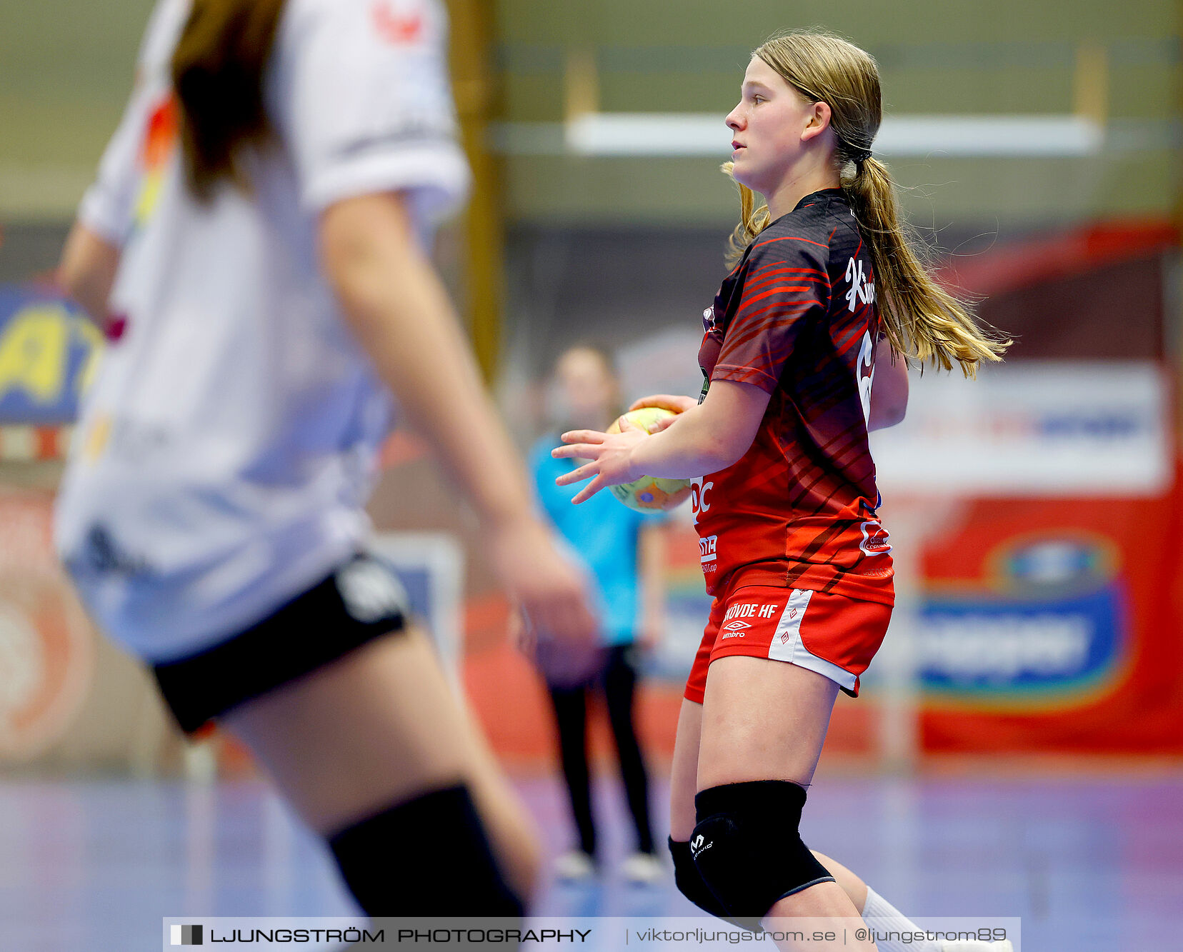 Skövde HF Vit F14-HK Country Svart F14 27-12,dam,Skövde Idrottshall,Skövde,Sverige,Handboll,,2025,363111