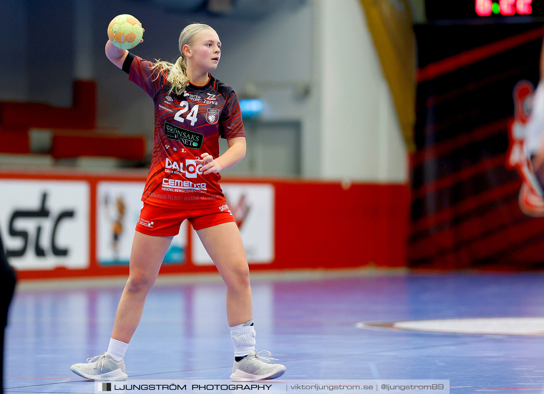 Skövde HF Vit F14-HK Country Svart F14 27-12,dam,Skövde Idrottshall,Skövde,Sverige,Handboll,,2025,363124