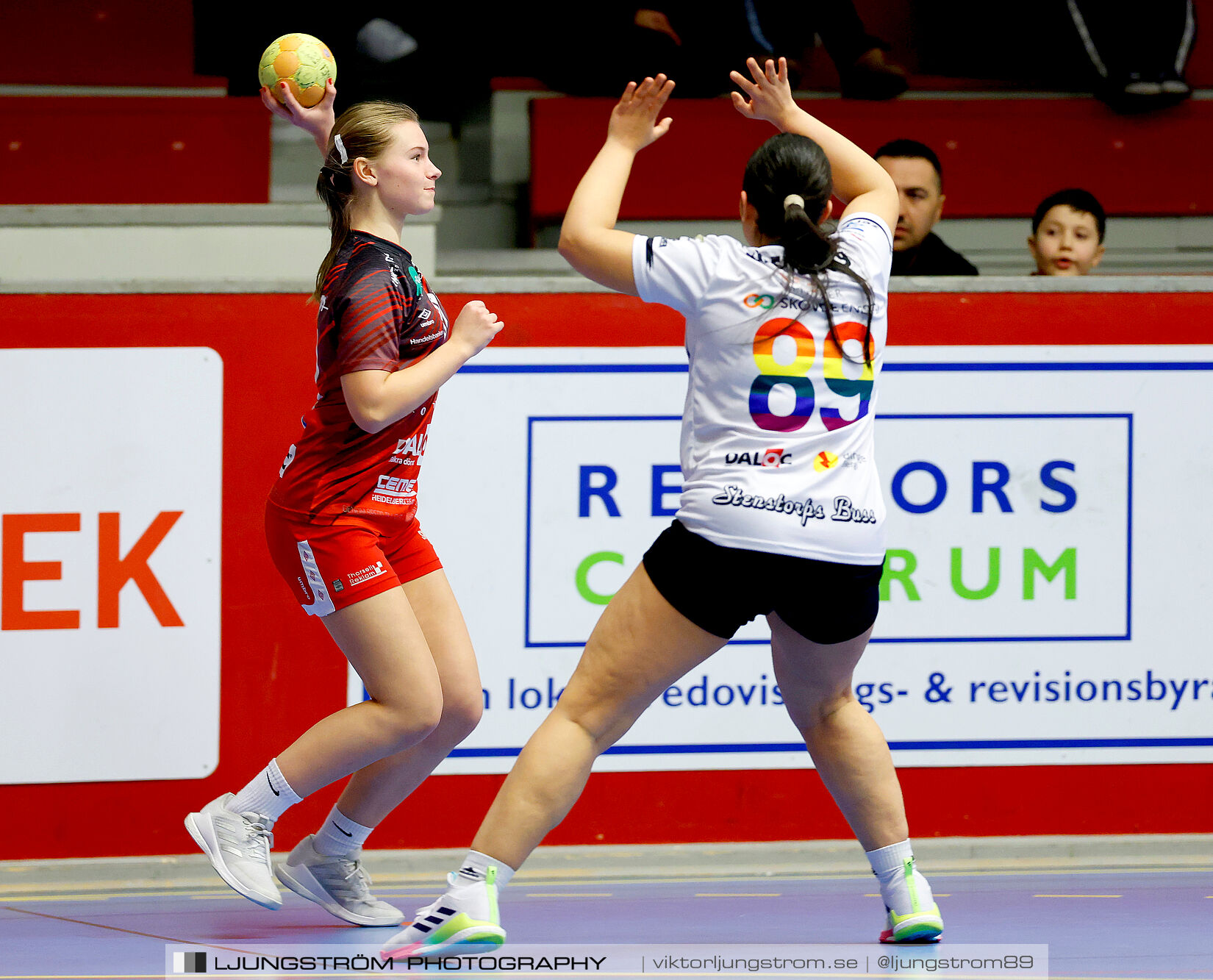 Skövde HF Vit F14-HK Country Svart F14 27-12,dam,Skövde Idrottshall,Skövde,Sverige,Handboll,,2025,363138