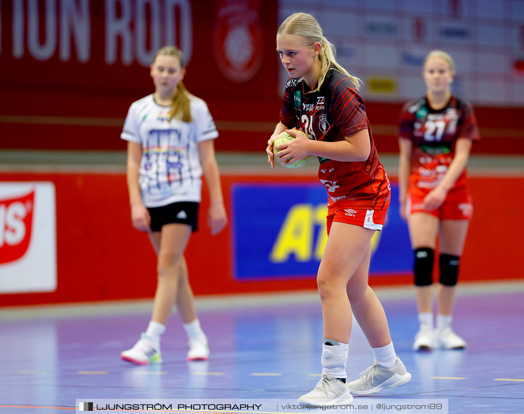 Skövde HF Vit F14-HK Country Svart F14 27-12,dam,Skövde Idrottshall,Skövde,Sverige,Handboll,,2025,363146