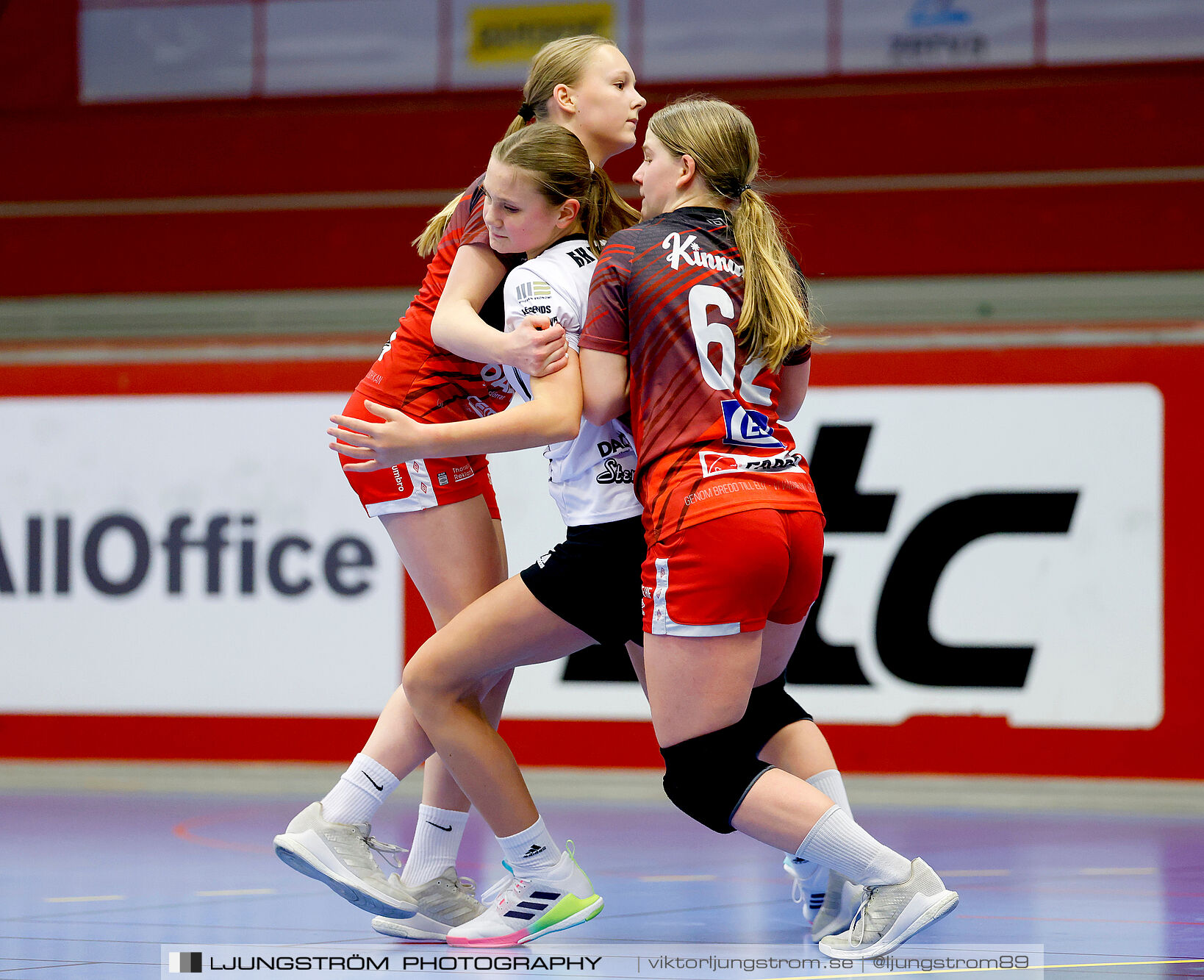Skövde HF Vit F14-HK Country Svart F14 27-12,dam,Skövde Idrottshall,Skövde,Sverige,Handboll,,2025,363158