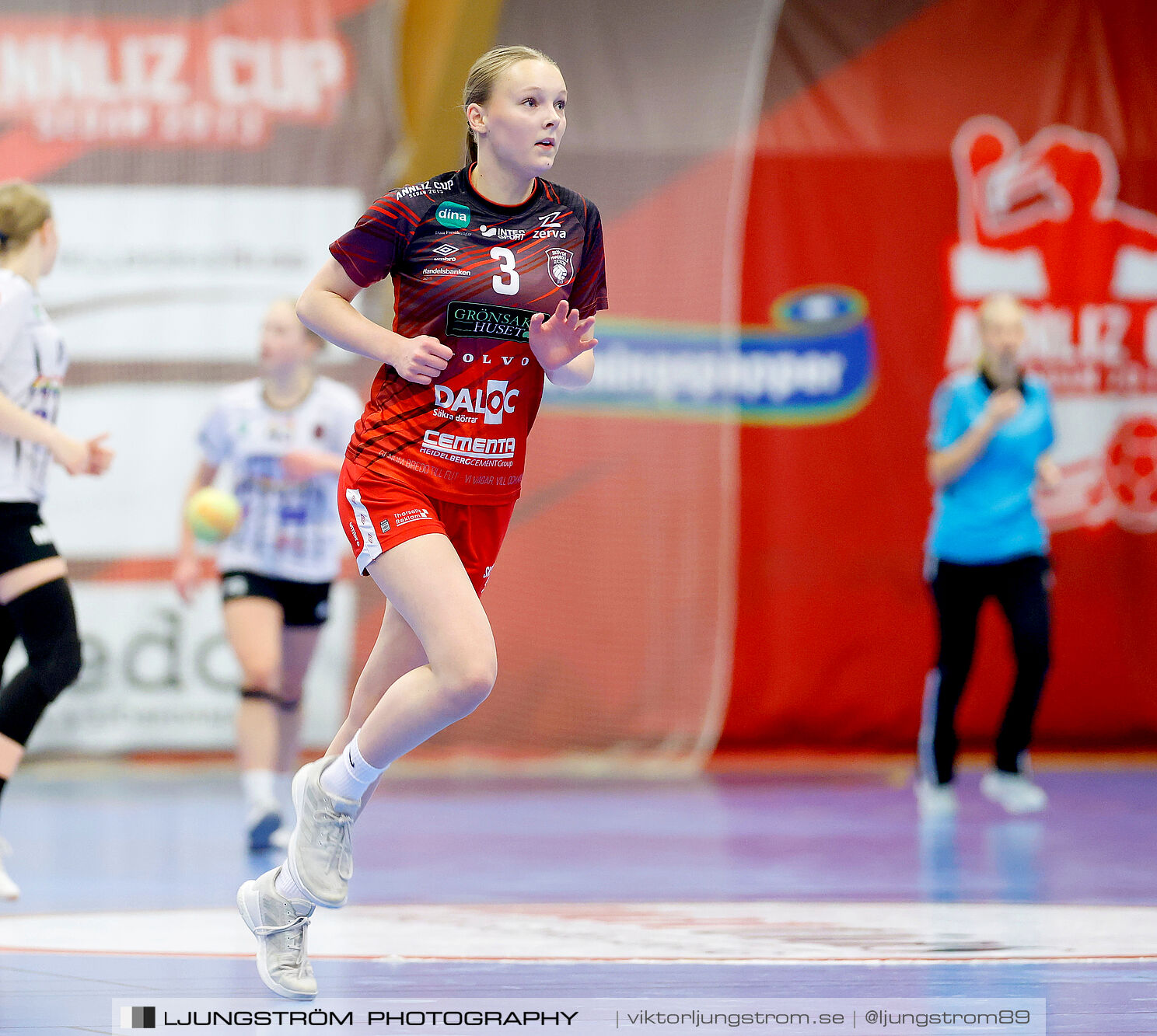 Skövde HF Vit F14-HK Country Svart F14 27-12,dam,Skövde Idrottshall,Skövde,Sverige,Handboll,,2025,363162