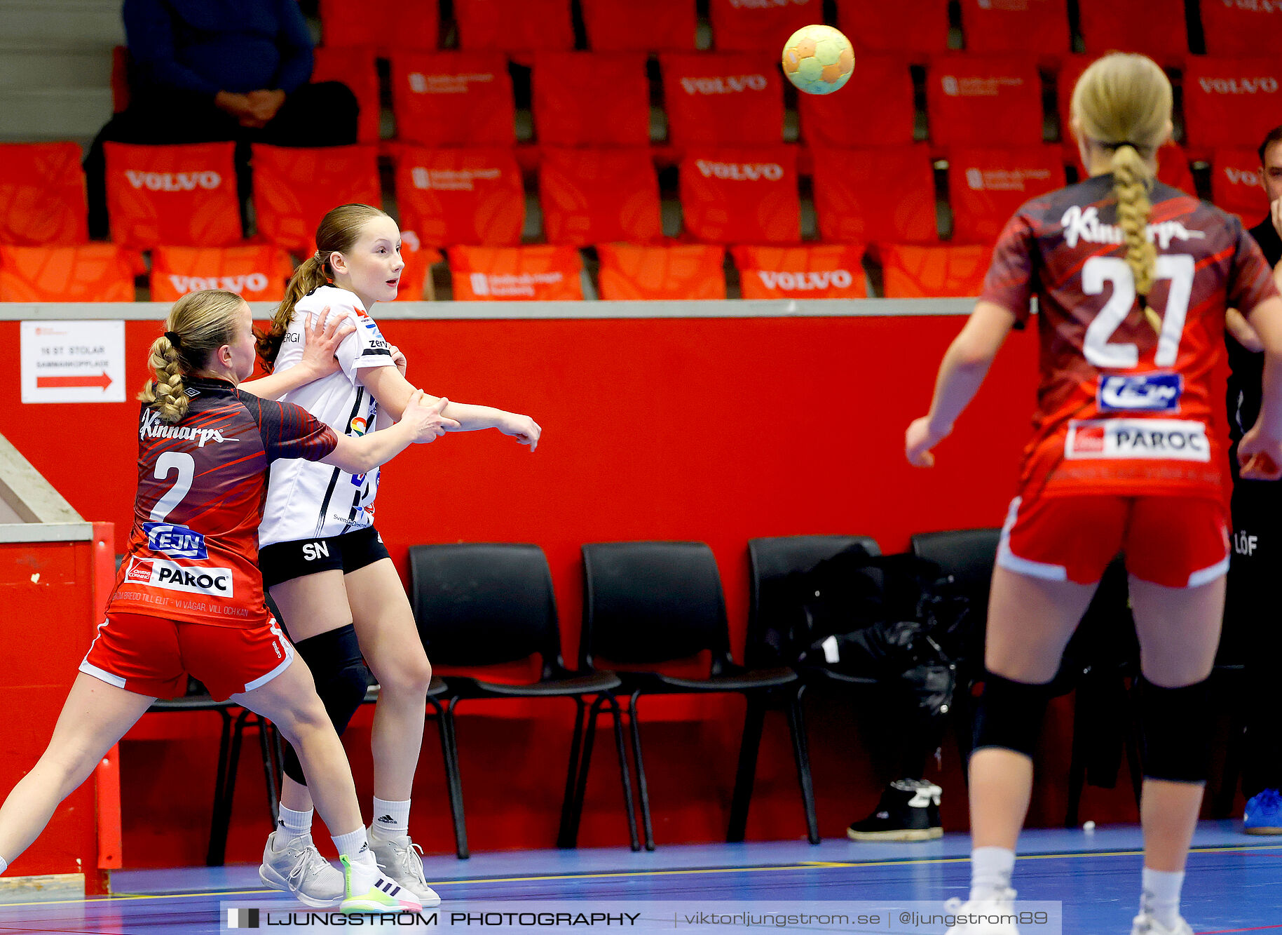 Skövde HF Vit F14-HK Country Svart F14 27-12,dam,Skövde Idrottshall,Skövde,Sverige,Handboll,,2025,363184