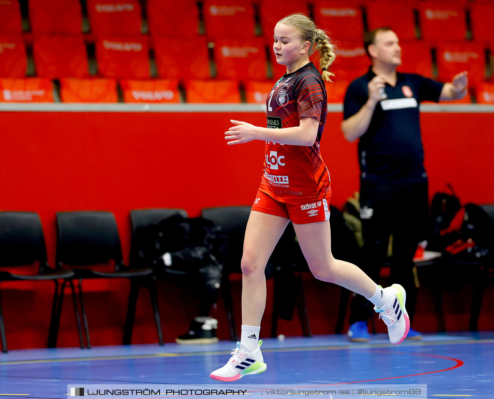 Skövde HF Vit F14-HK Country Svart F14 27-12,dam,Skövde Idrottshall,Skövde,Sverige,Handboll,,2025,363190