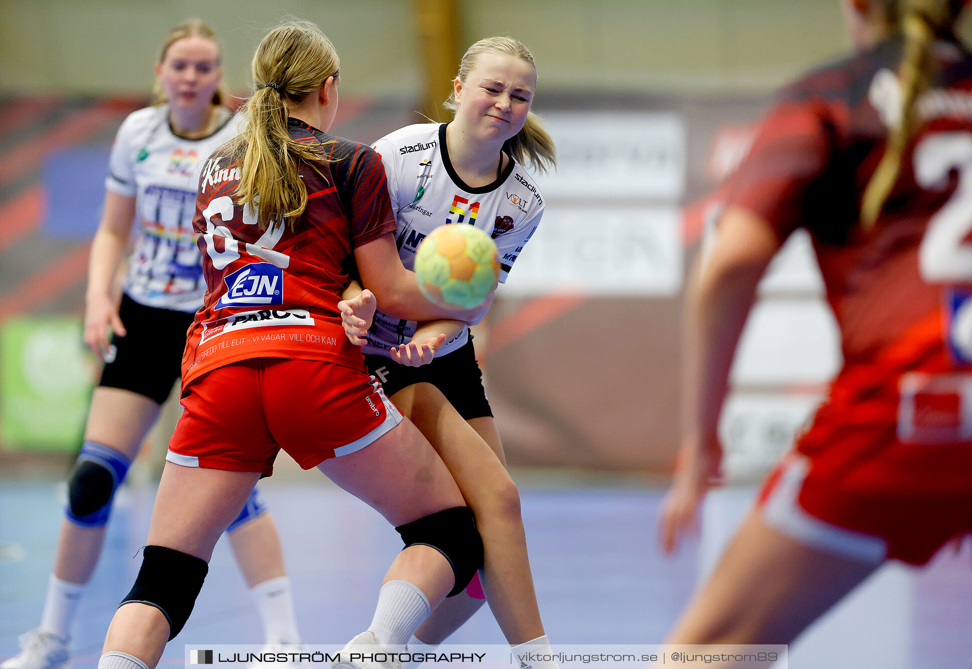 Skövde HF Vit F14-HK Country Svart F14 27-12,dam,Skövde Idrottshall,Skövde,Sverige,Handboll,,2025,363204