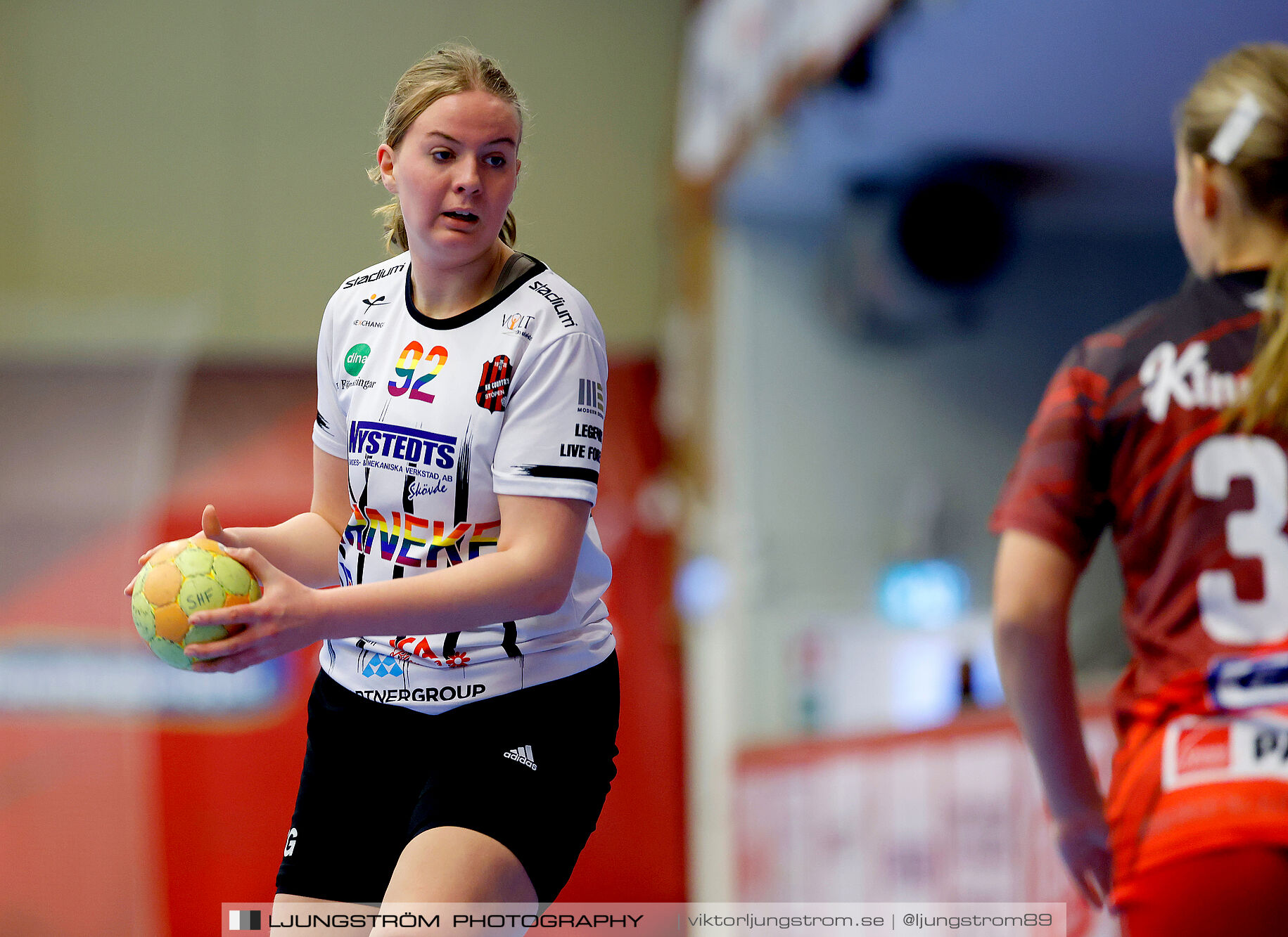 Skövde HF Vit F14-HK Country Svart F14 27-12,dam,Skövde Idrottshall,Skövde,Sverige,Handboll,,2025,363214