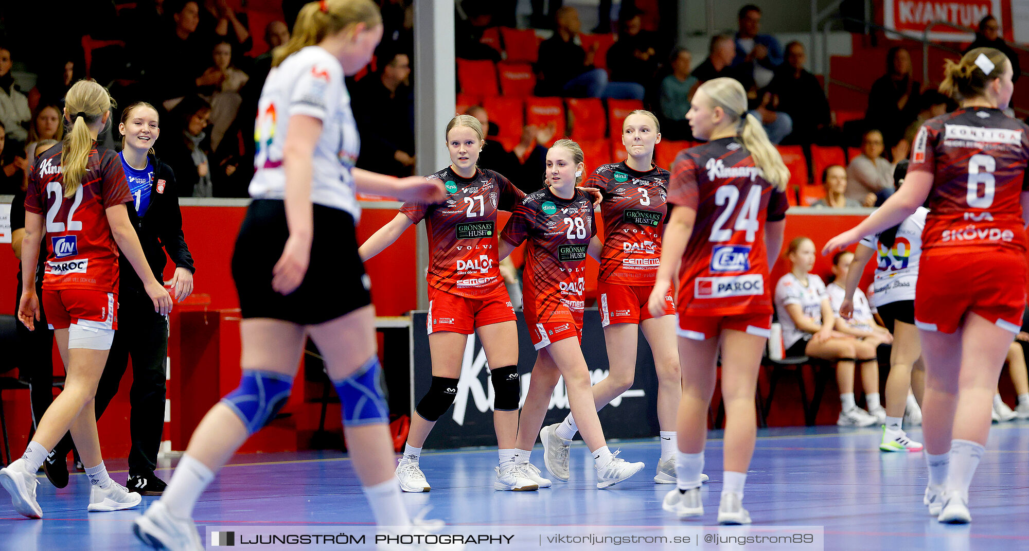 Skövde HF Vit F14-HK Country Svart F14 27-12,dam,Skövde Idrottshall,Skövde,Sverige,Handboll,,2025,363230