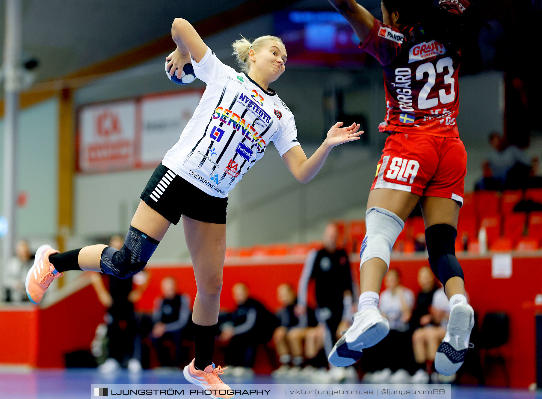 HF Somby-HK Country 45-20,dam,Skövde Idrottshall,Skövde,Sverige,Handboll,,2025,363264